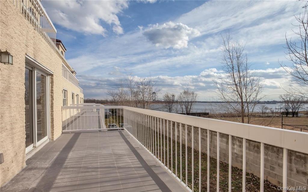 Single Family Zerega  Bronx, NY 10473, MLS-930863-5