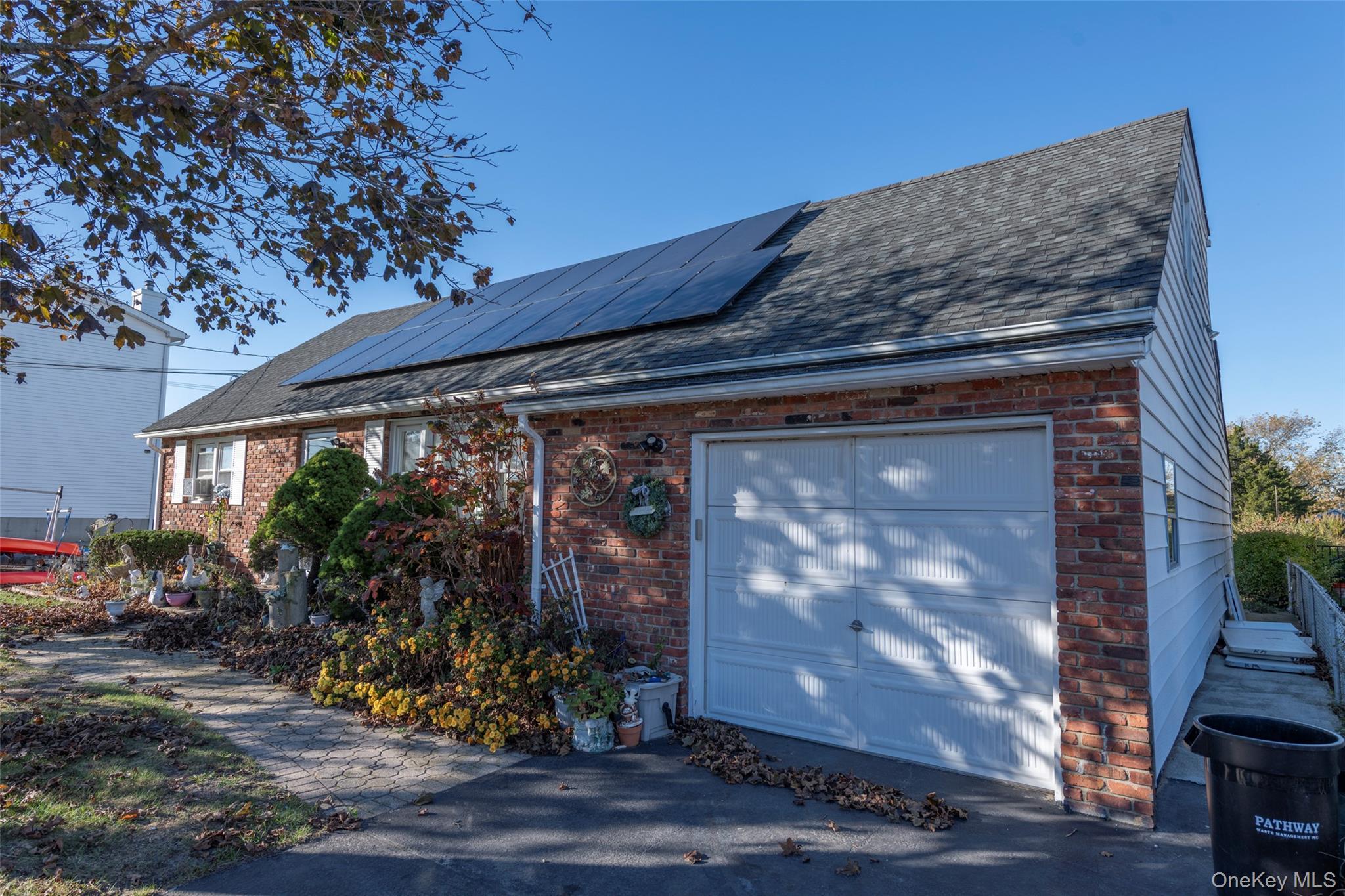 Single Family Fairlawn  Suffolk County, NY 11967, MLS-930872-3