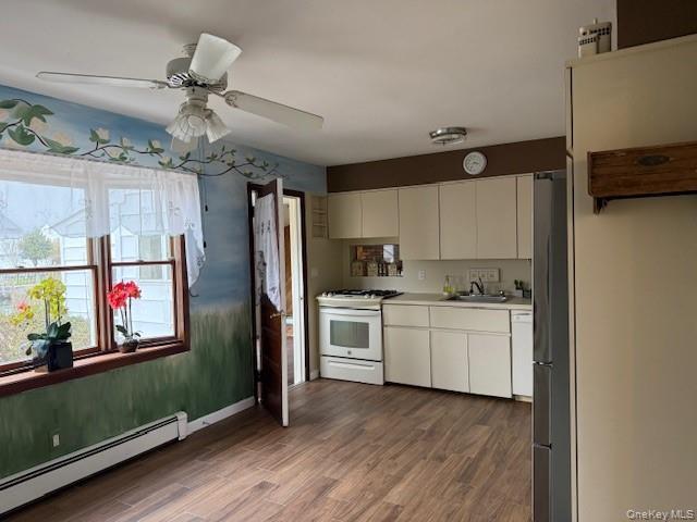 Single Family Fairlawn  Suffolk County, NY 11967, MLS-930872-40