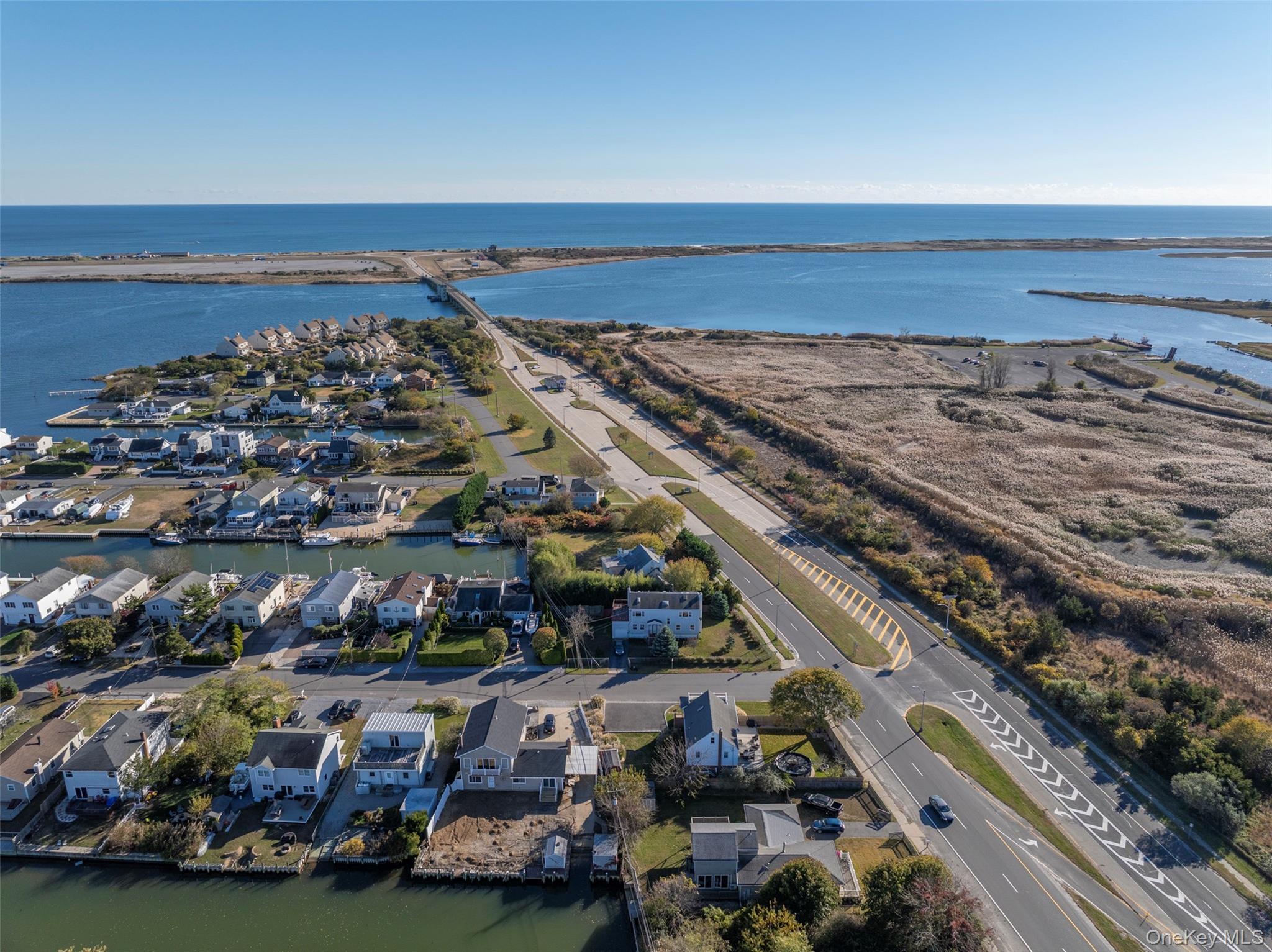 Single Family Fairlawn  Suffolk County, NY 11967, MLS-930872-6