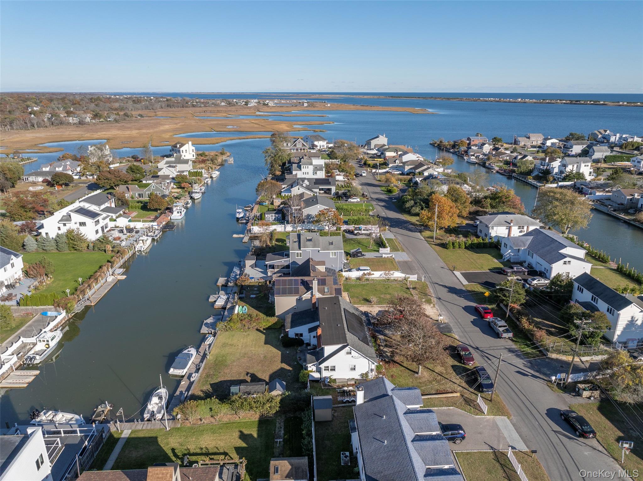 Single Family Fairlawn  Suffolk County, NY 11967, MLS-930872-8