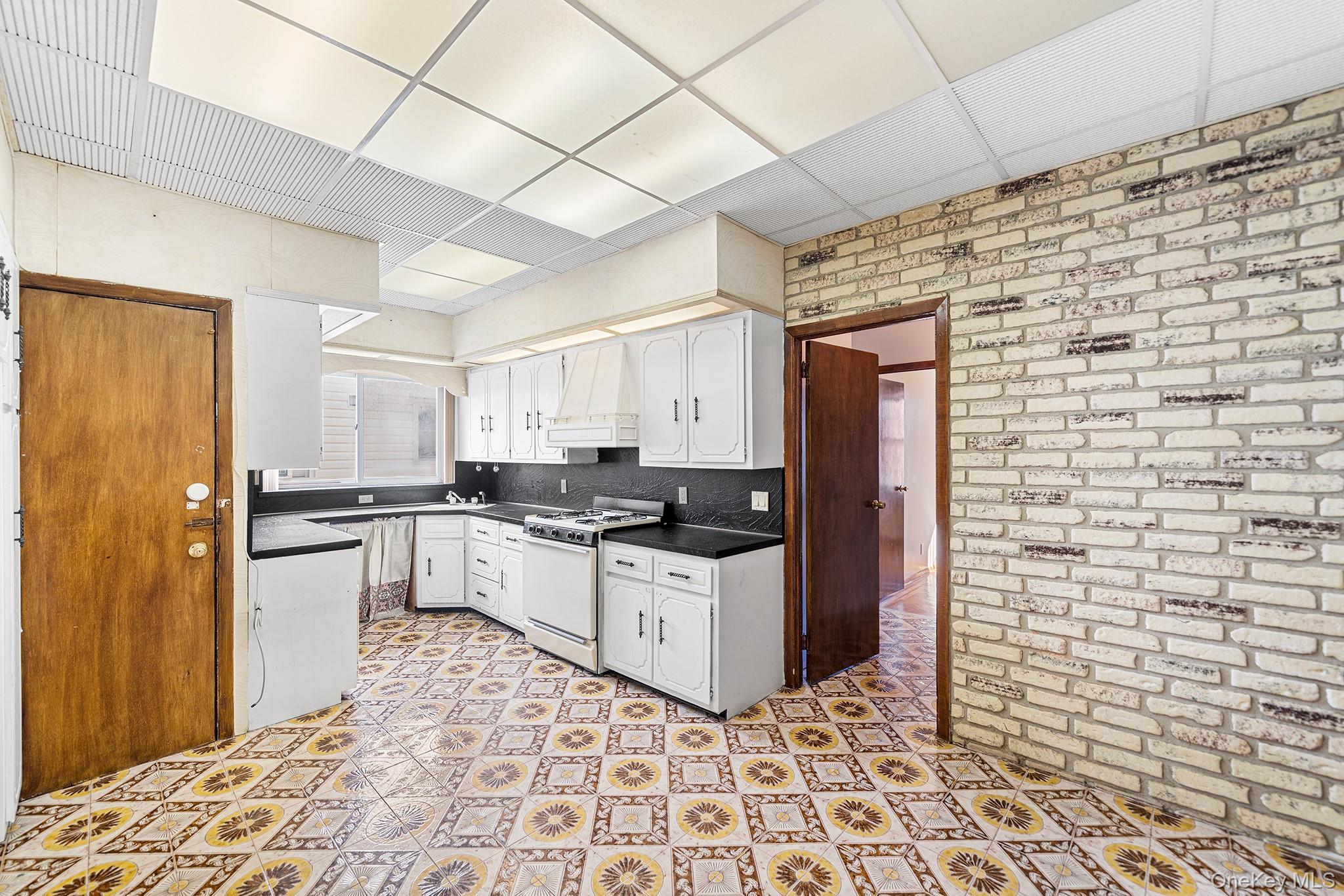 Single Family 10th  Brooklyn, NY 11219, MLS-930888-14