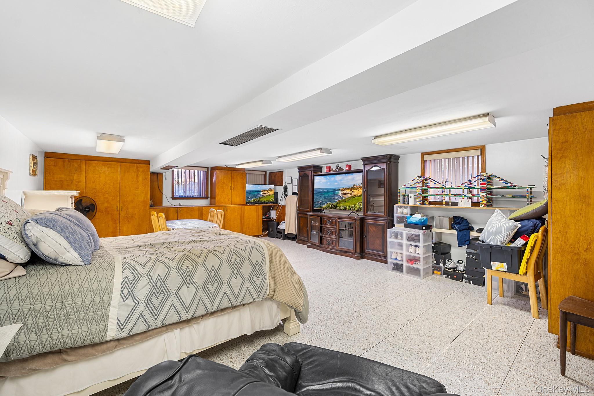 Single Family 10th  Brooklyn, NY 11219, MLS-930888-23