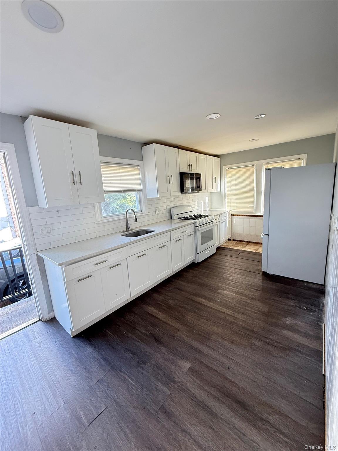 Single Family Elmore  Suffolk County, NY 11722, MLS-930901-2