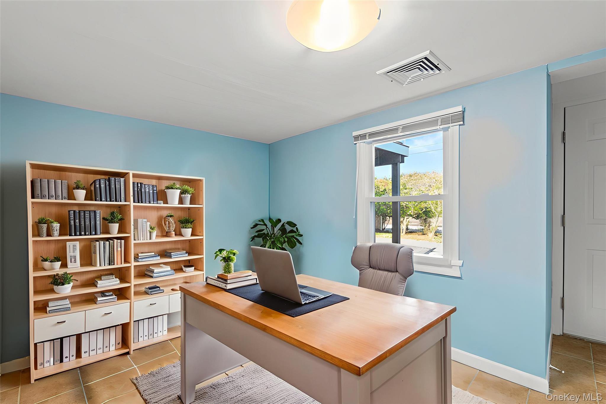 Single Family Dune Suffolk County, NY 11977, MLS-930904-24