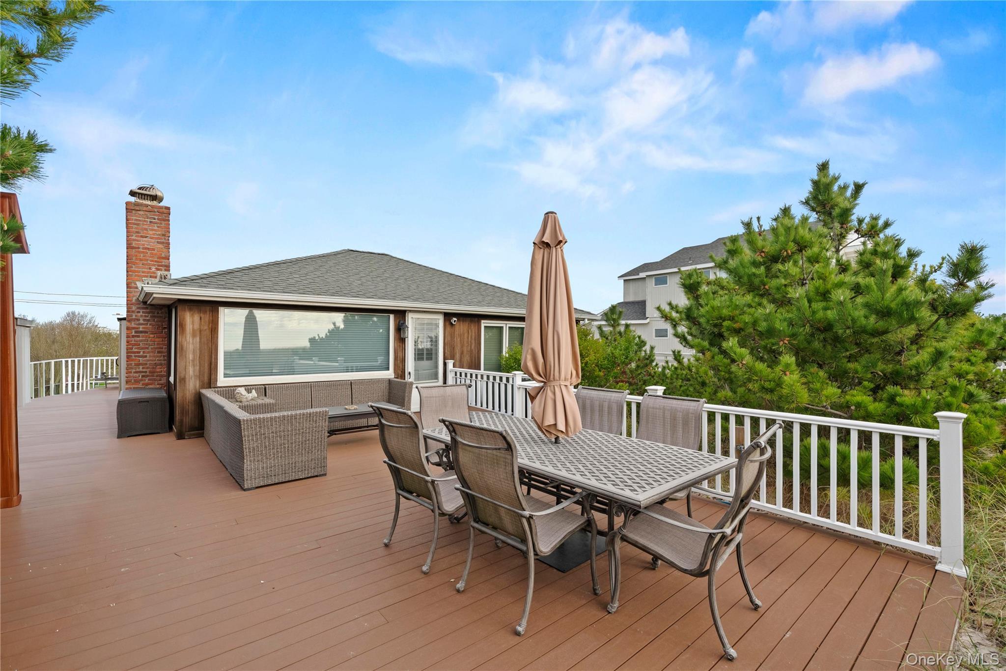 Single Family Dune Suffolk County, NY 11977, MLS-930904-26