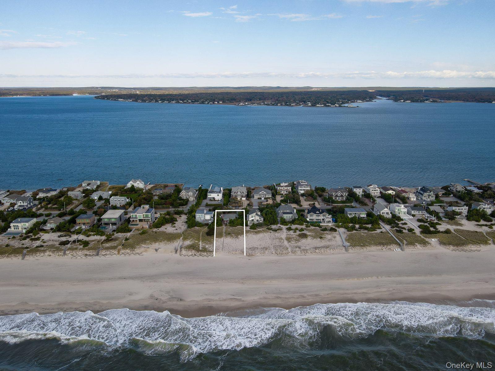 Single Family Dune Suffolk County, NY 11977, MLS-930904-4