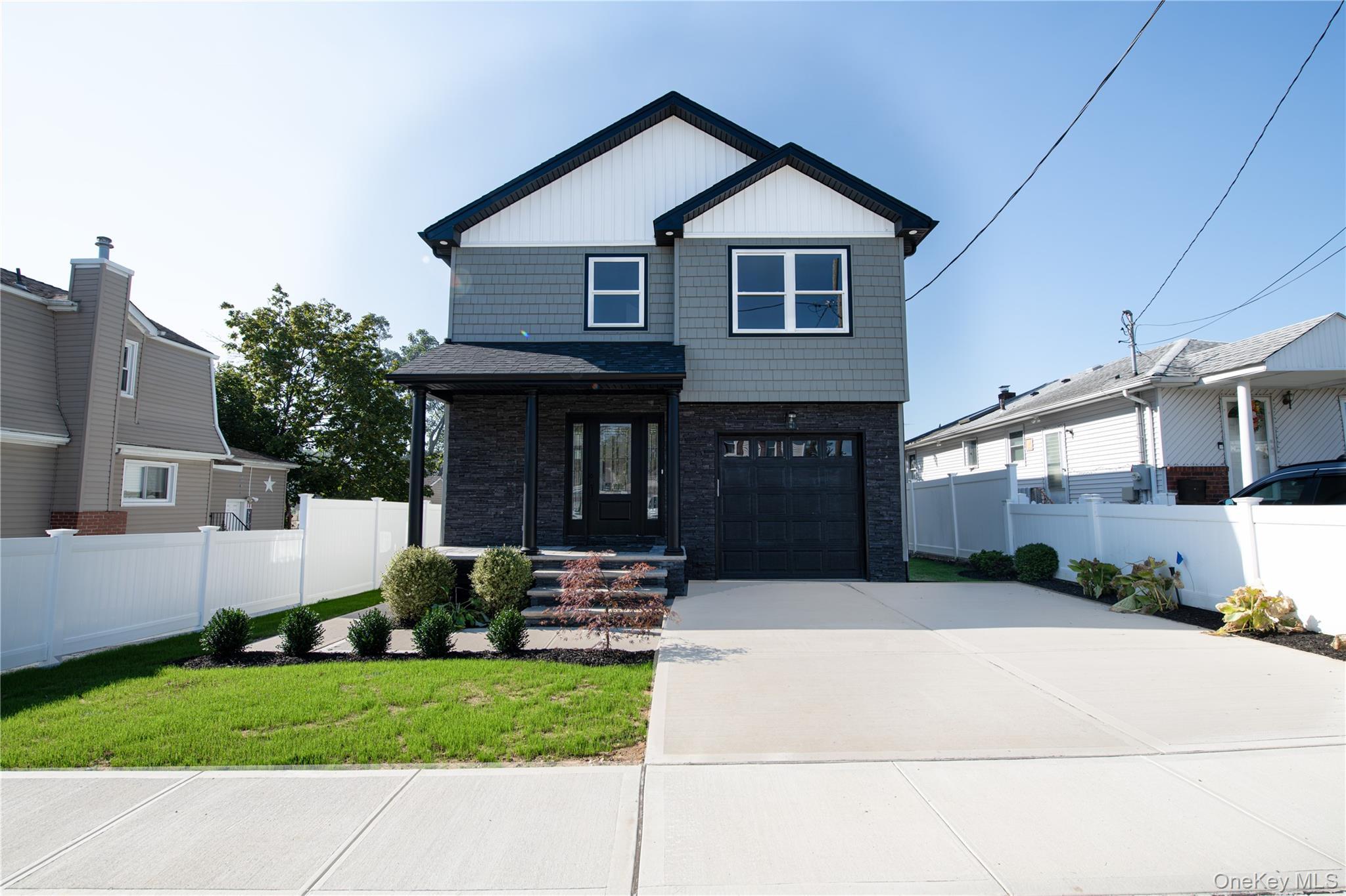 Single Family Hillsboro  Nassau County, NY 11003, MLS-930909-2