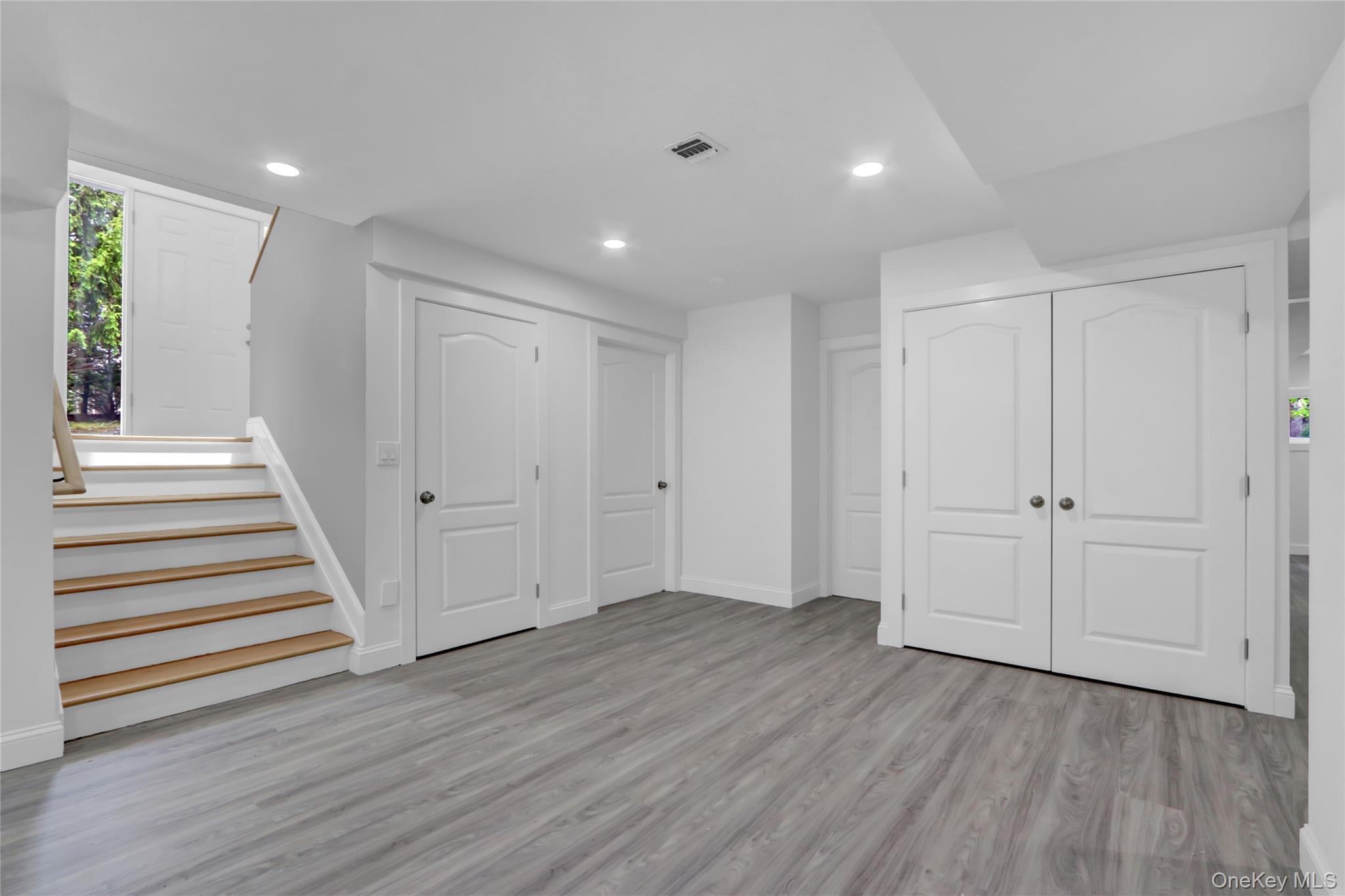 Single Family Red Creek Suffolk County, NY 11946, MLS-930929-30