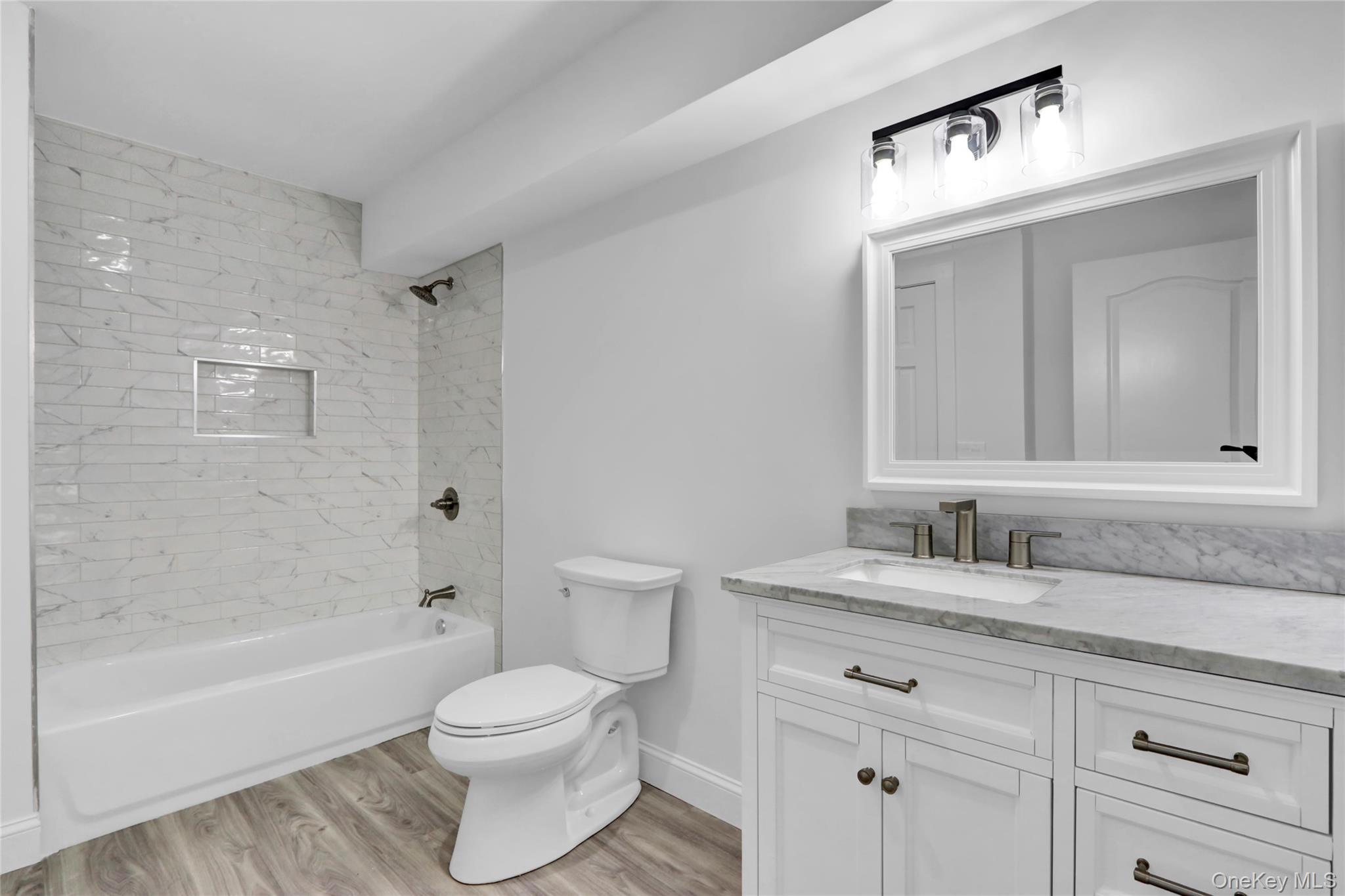 Single Family Red Creek Suffolk County, NY 11946, MLS-930929-31