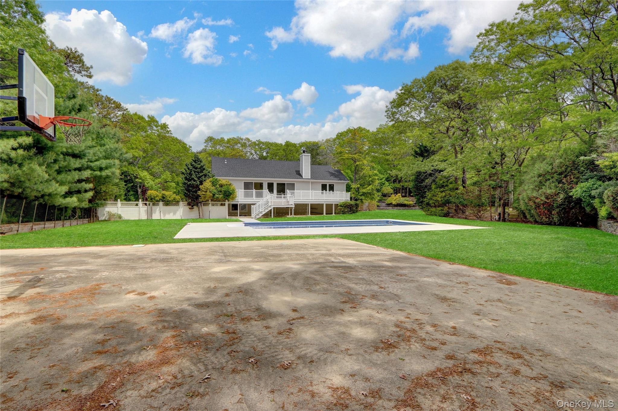 Single Family Red Creek Suffolk County, NY 11946, MLS-930929-36