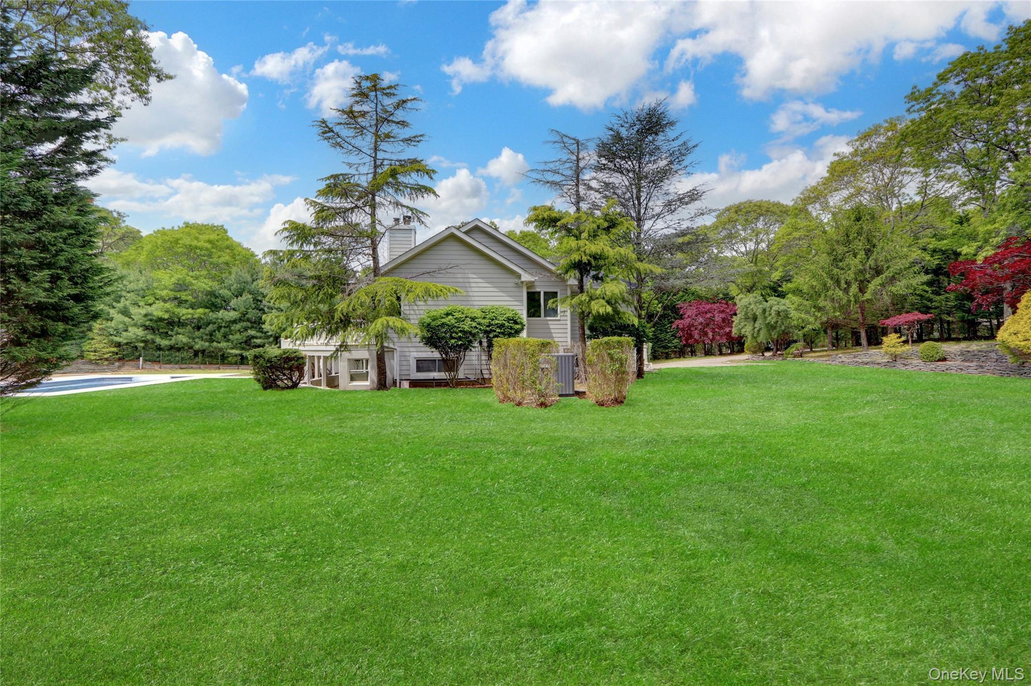 Single Family Red Creek Suffolk County, NY 11946, MLS-930929-40