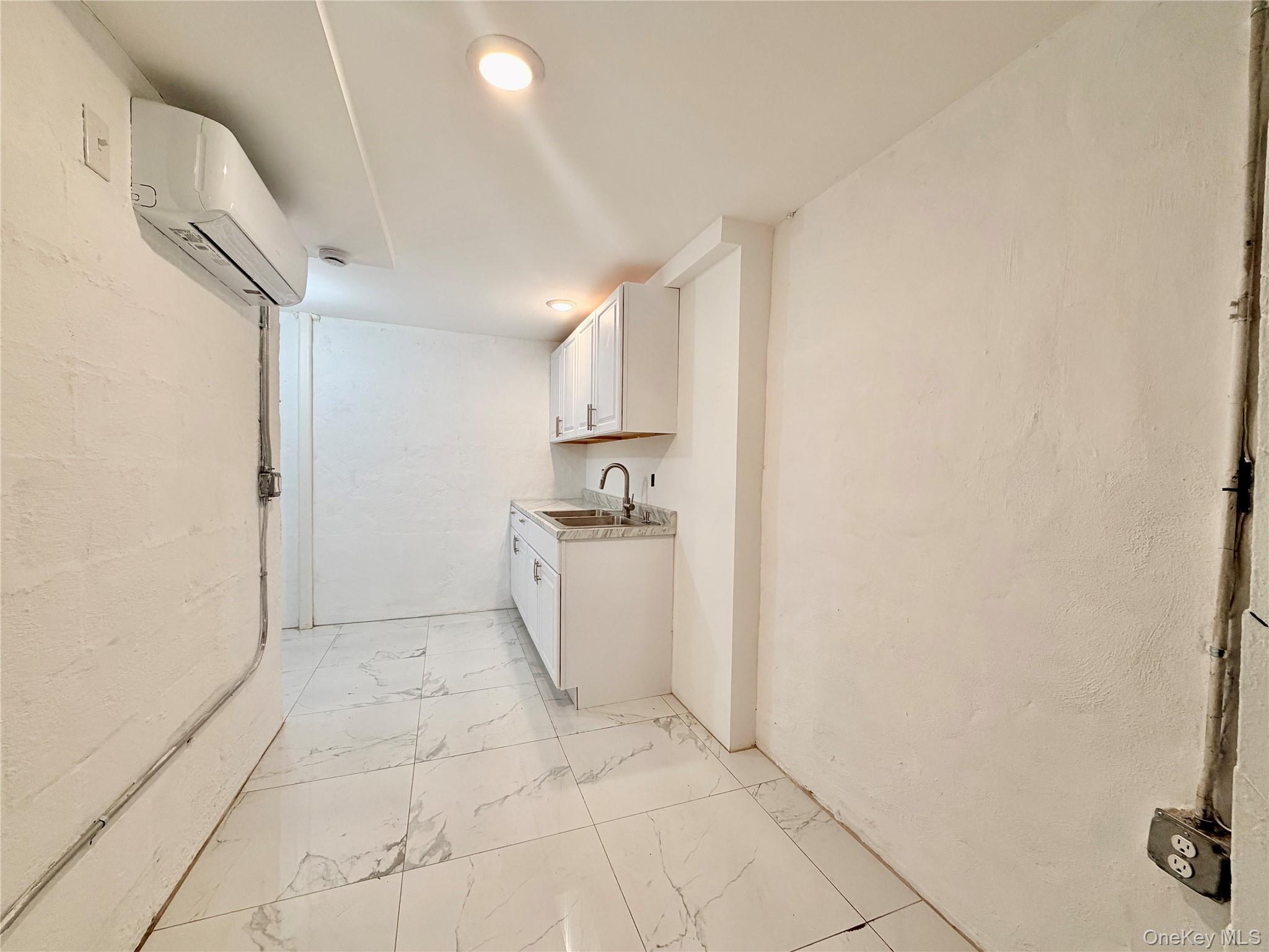 Single Family Cincinnatus  Bronx, NY 10473, MLS-930962-11