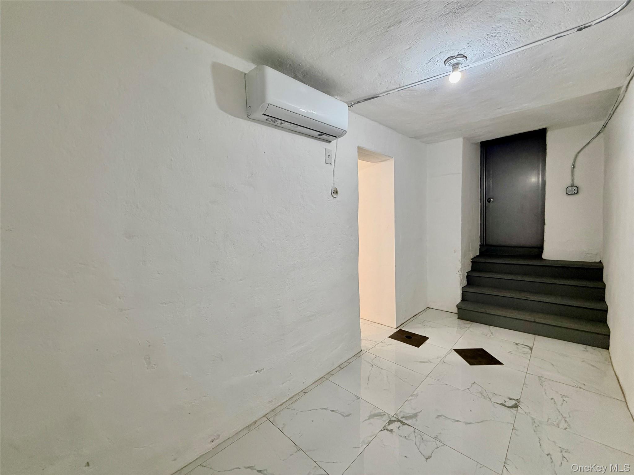 Single Family Cincinnatus  Bronx, NY 10473, MLS-930962-15