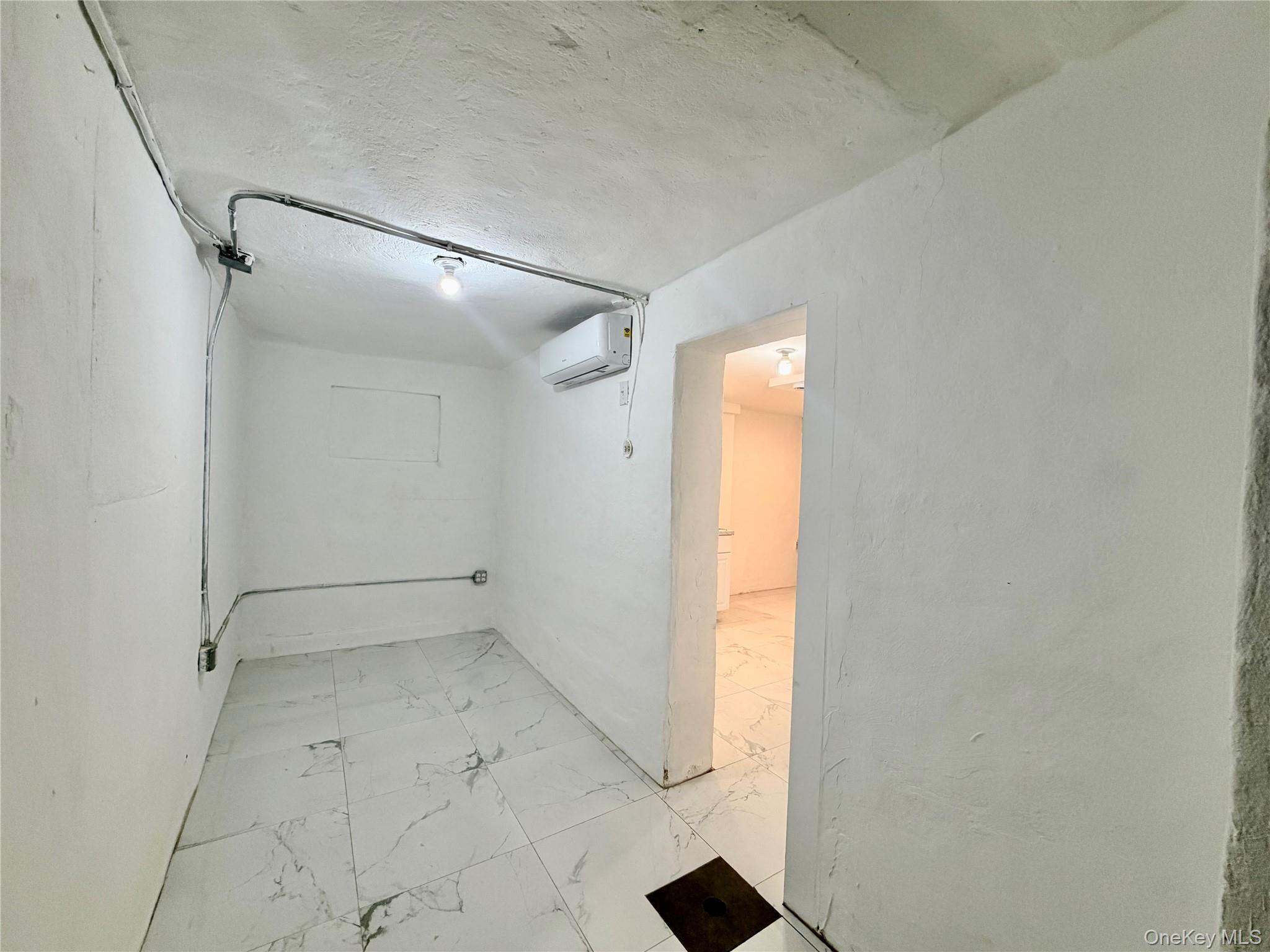 Single Family Cincinnatus  Bronx, NY 10473, MLS-930962-16