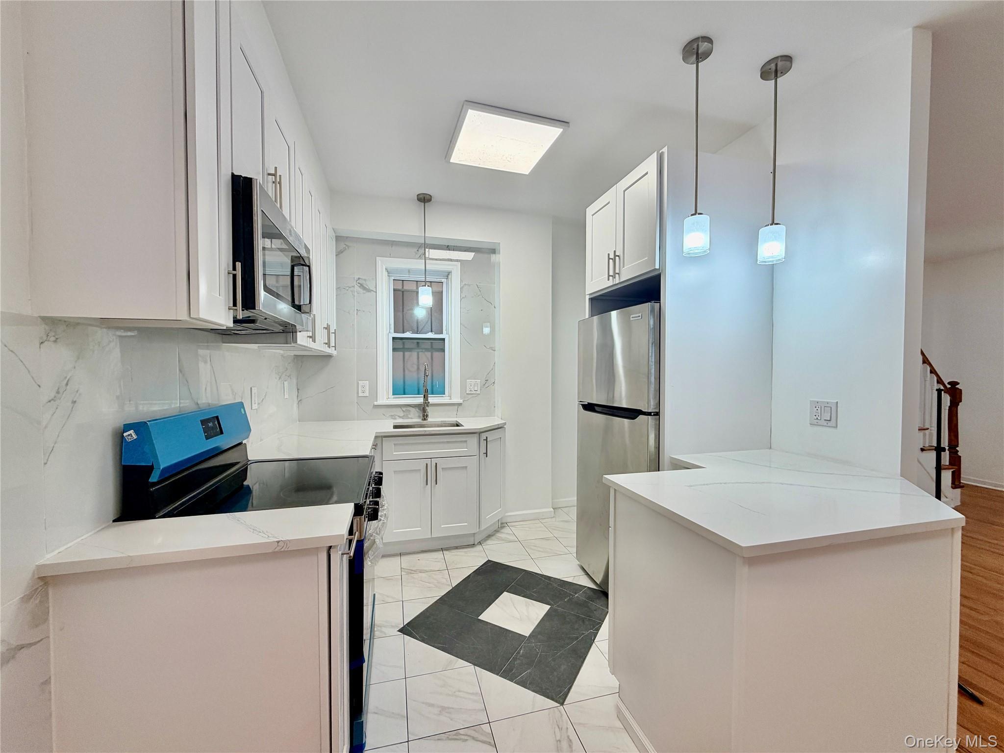 Single Family Cincinnatus  Bronx, NY 10473, MLS-930962-3