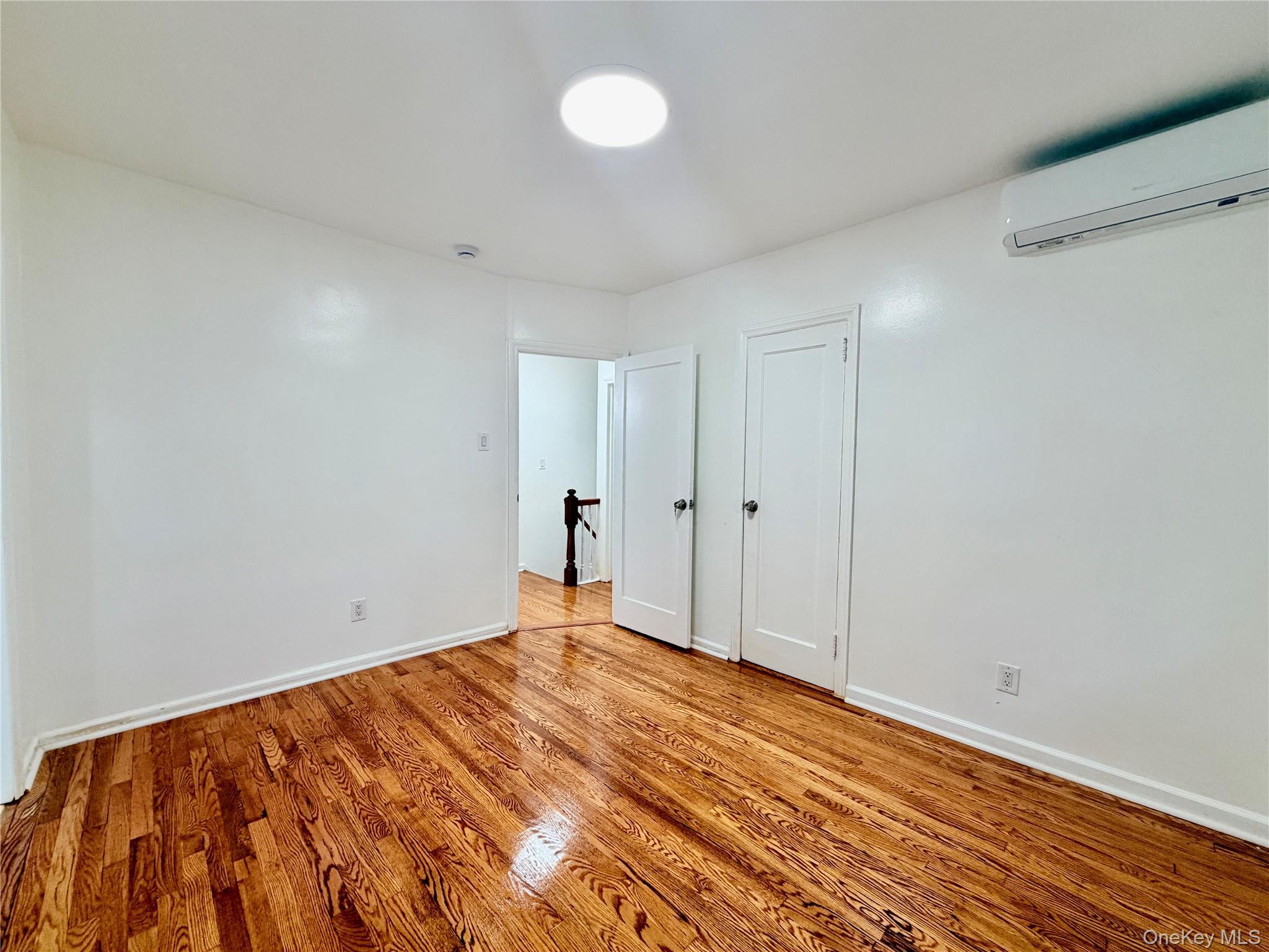 Single Family Cincinnatus  Bronx, NY 10473, MLS-930962-7