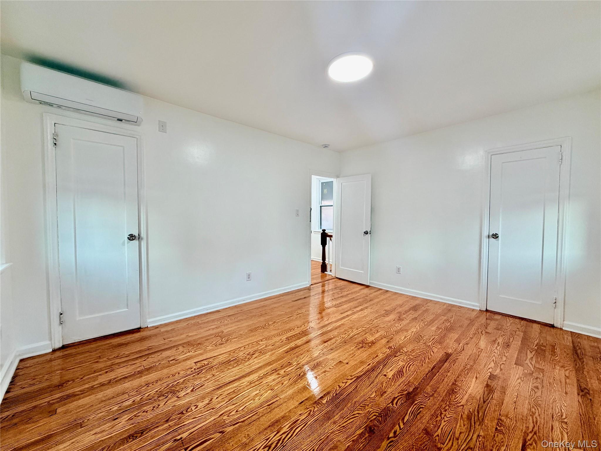 Single Family Cincinnatus  Bronx, NY 10473, MLS-930962-8