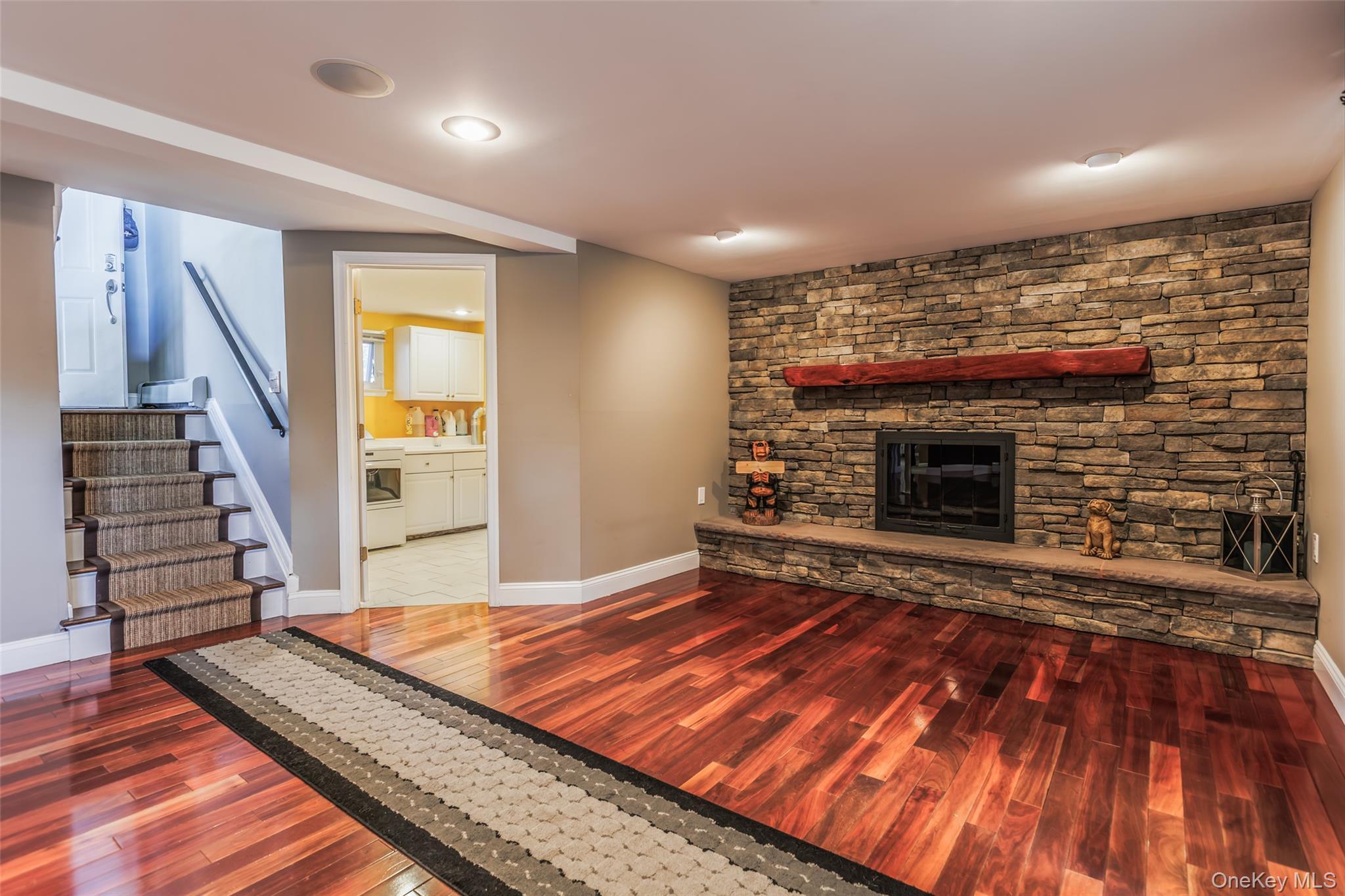 Single Family Mohegan  Suffolk County, NY 11725, MLS-930968-17