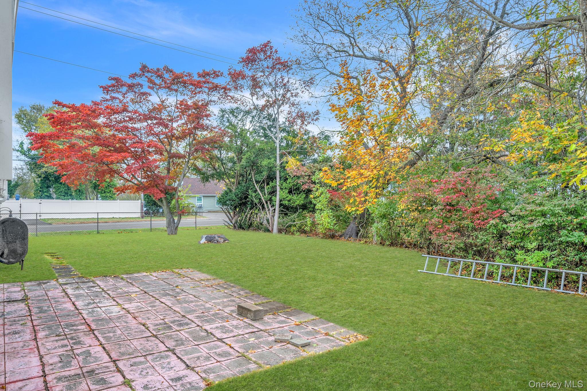 Single Family Macdonald Suffolk County, NY 11713, MLS-930969-6