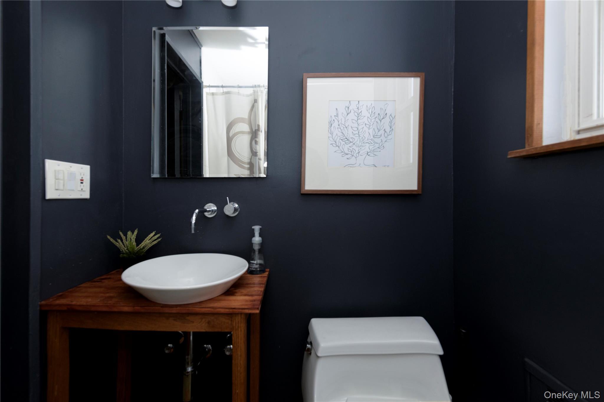 Single Family Park Queens, NY 11363, MLS-930972-20