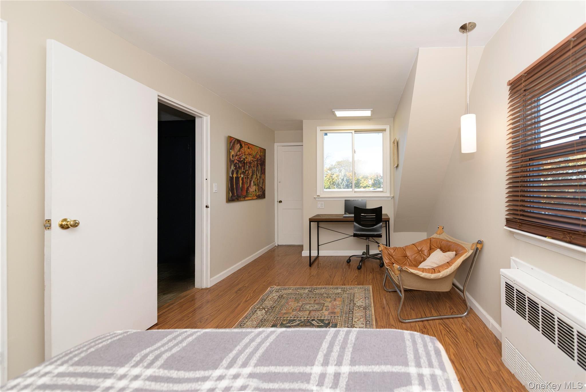 Single Family Park Queens, NY 11363, MLS-930972-22