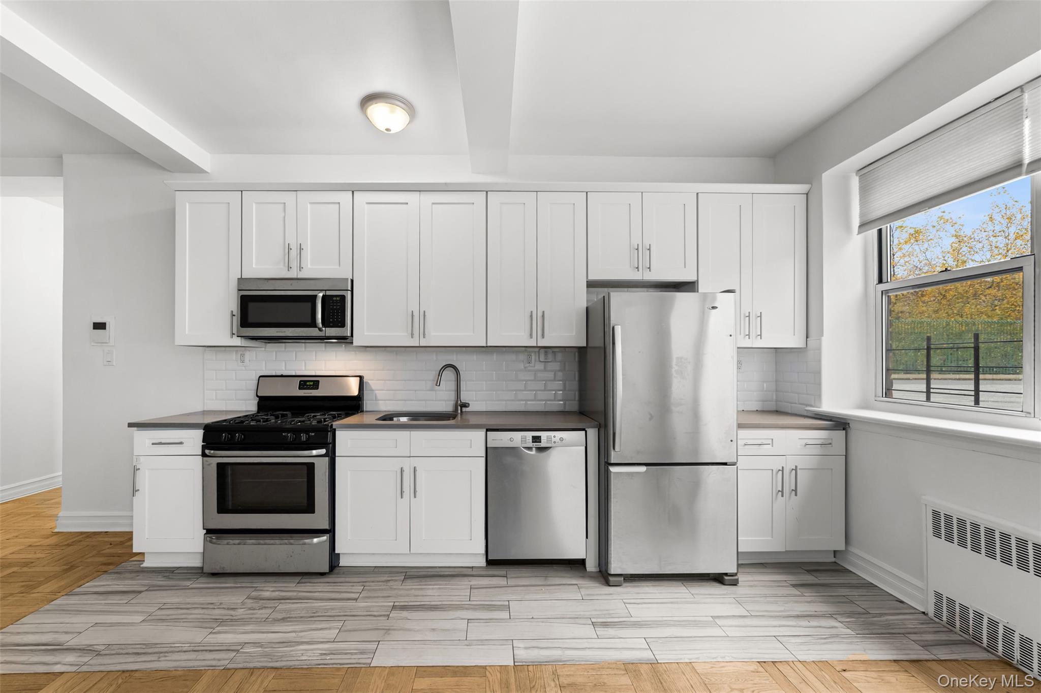 Coop Hudson Manor Terrace  Bronx, NY 10463, MLS-930976-10