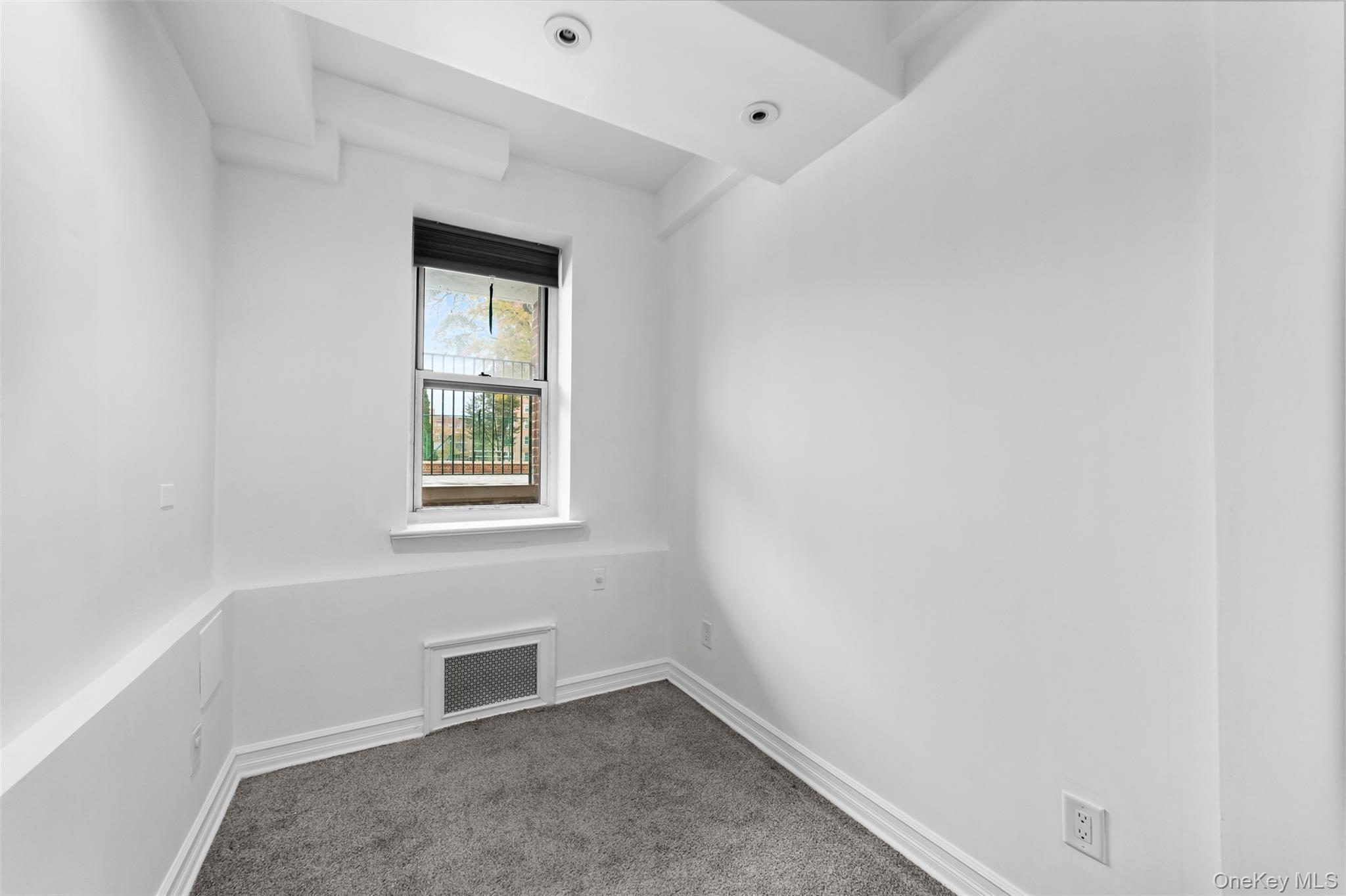 Coop Hudson Manor Terrace  Bronx, NY 10463, MLS-930976-18