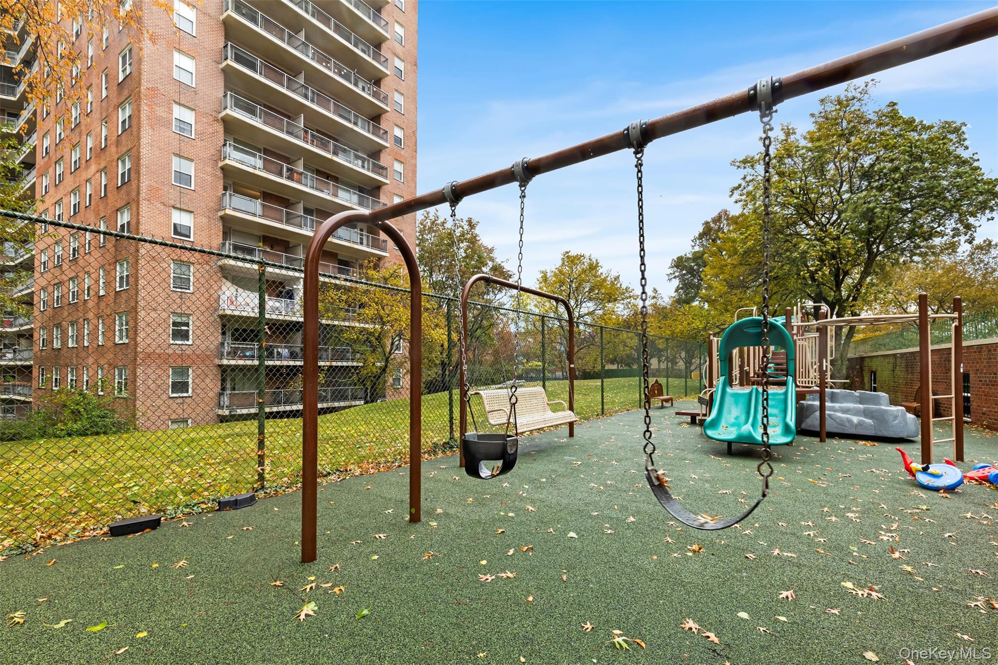 Coop Hudson Manor Terrace  Bronx, NY 10463, MLS-930976-30