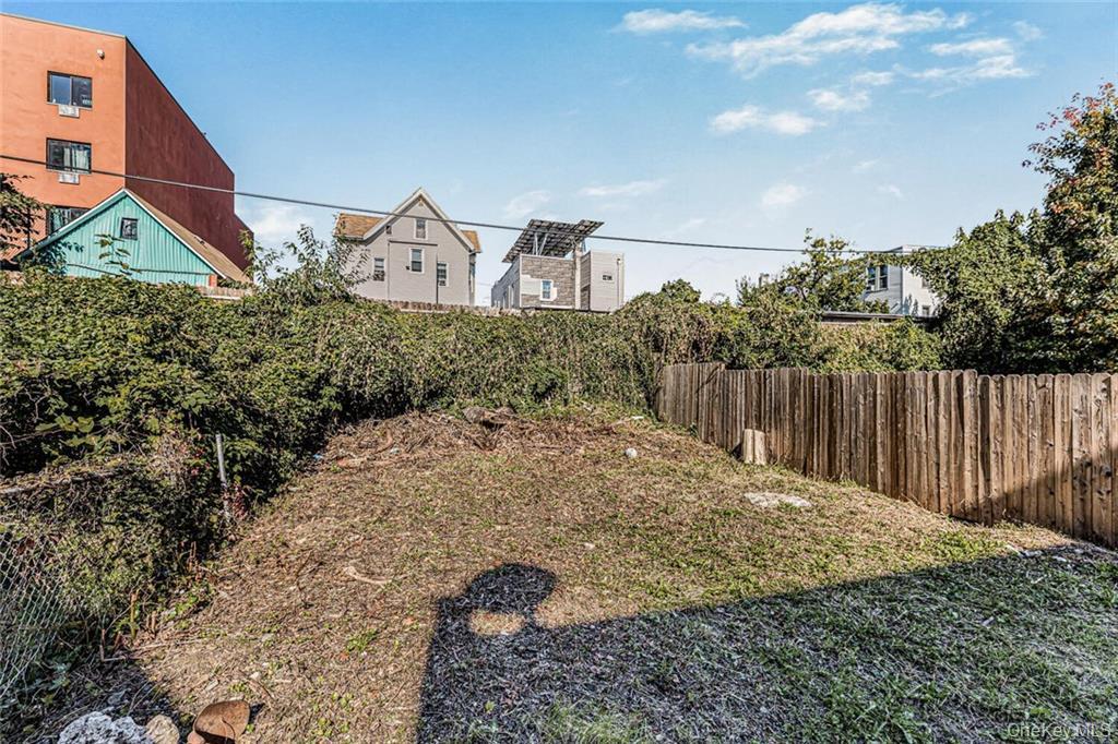 Single Family E 218th  Bronx, NY 10467, MLS-930987-16