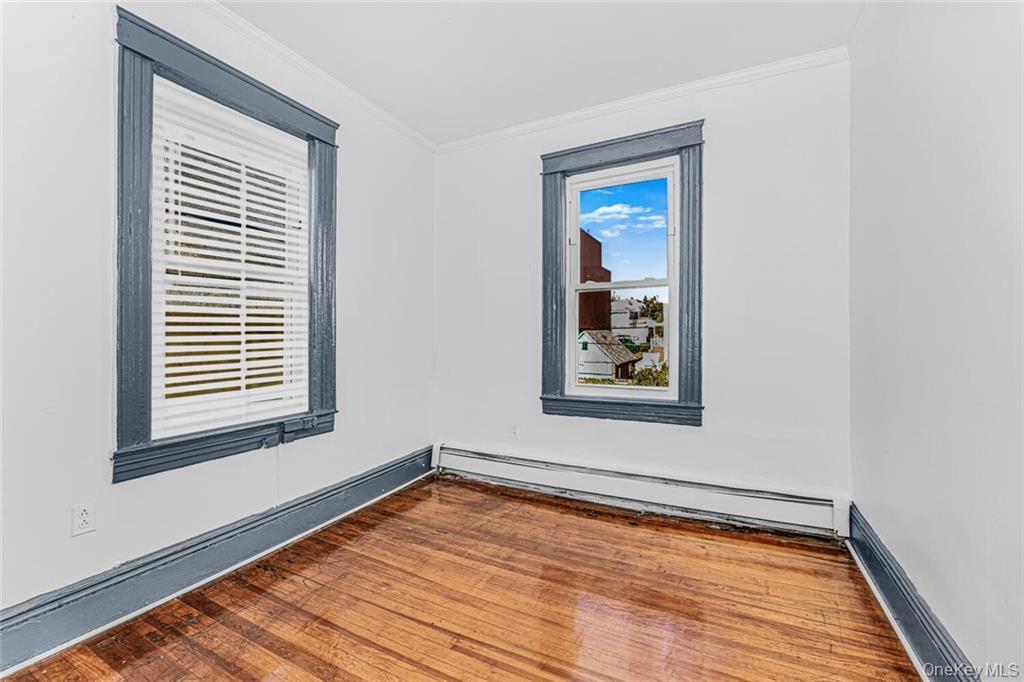 Single Family E 218th  Bronx, NY 10467, MLS-930987-3