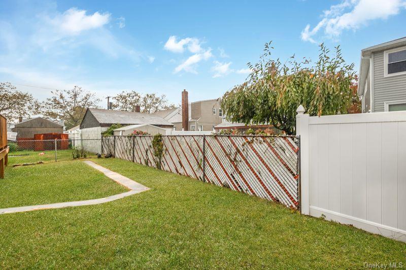 Single Family 147th Queens, NY 11422, MLS-930993-17