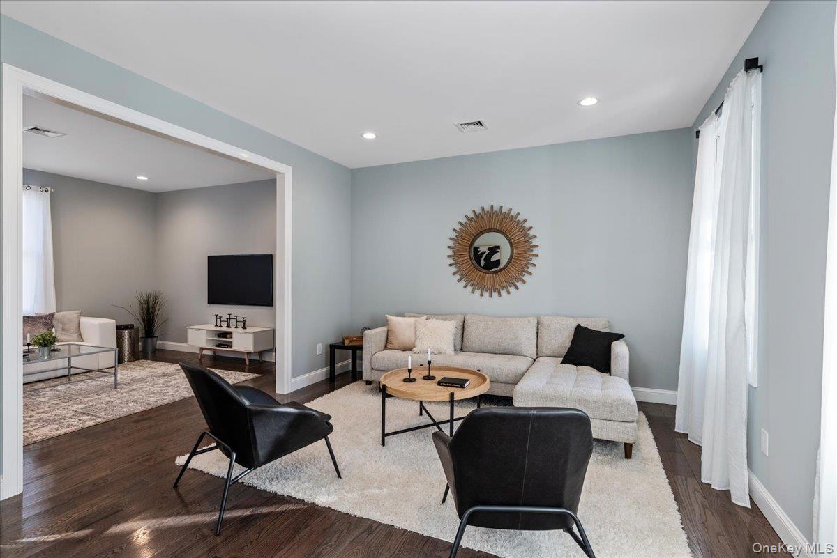 Single Family Market  Suffolk County, NY 11951, MLS-930997-3