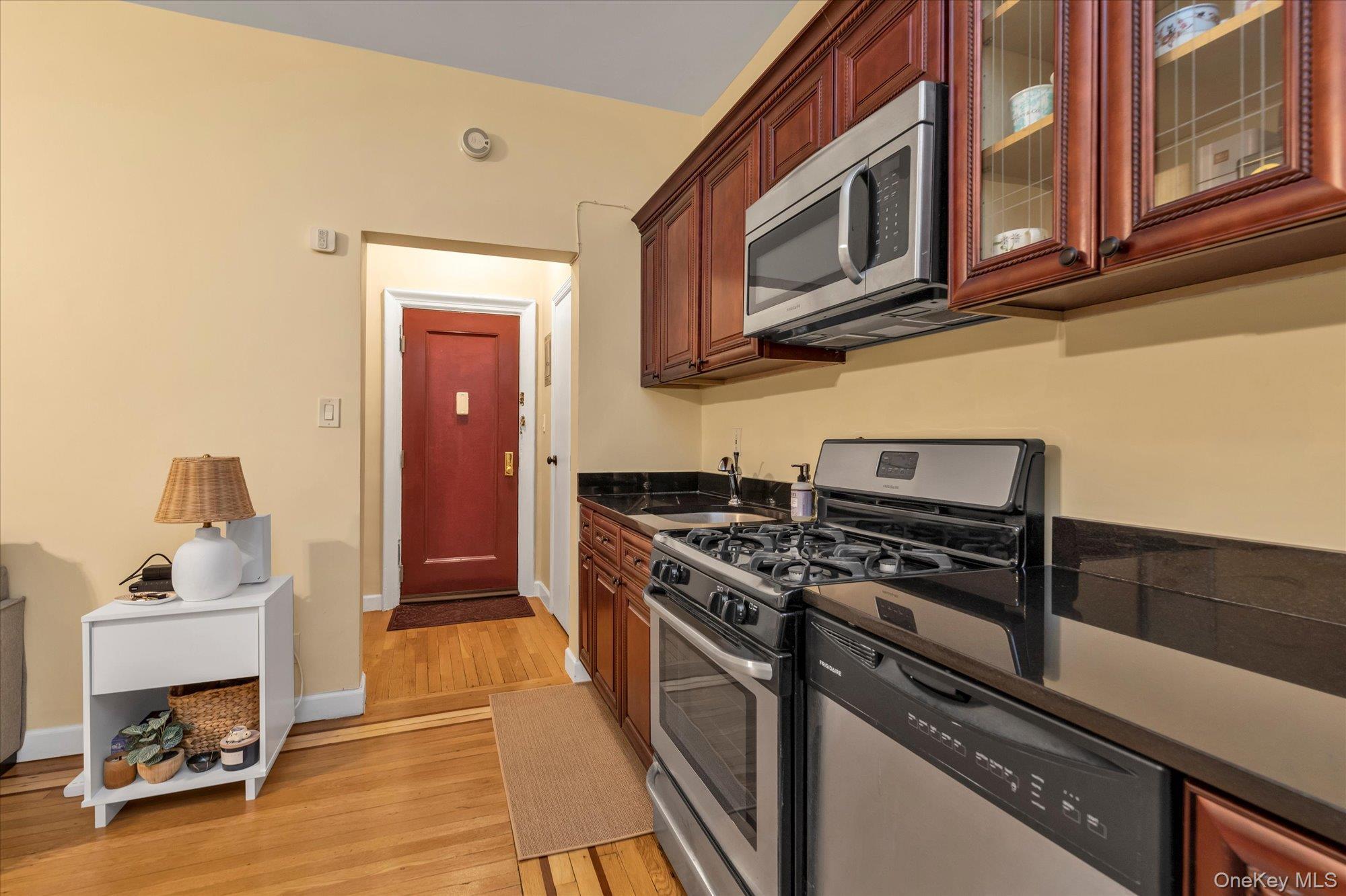 Coop Powells Cove  Queens, NY 11357, MLS-931013-4