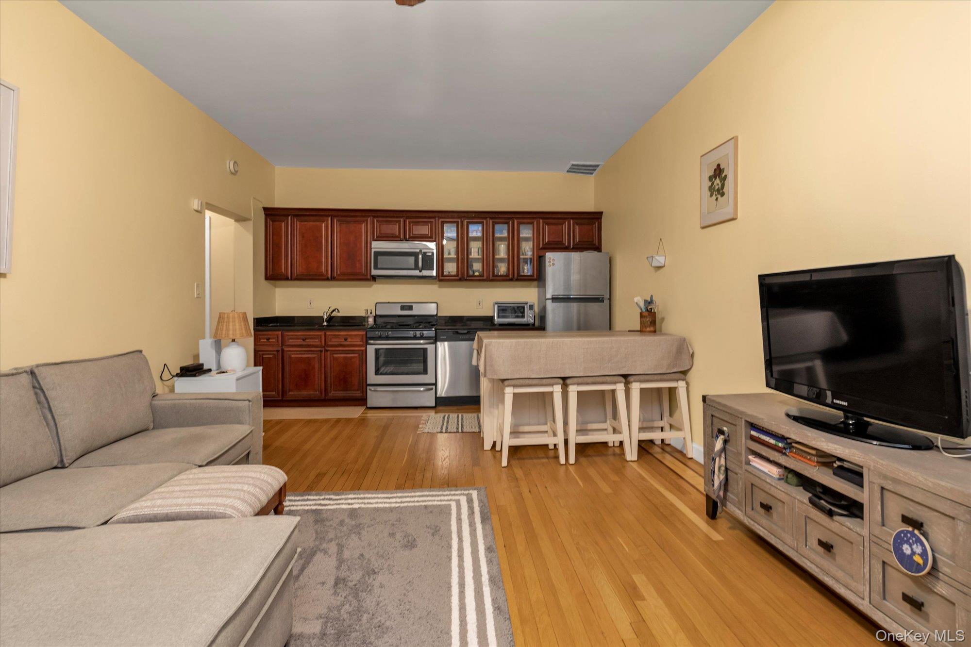 Coop Powells Cove  Queens, NY 11357, MLS-931013-8