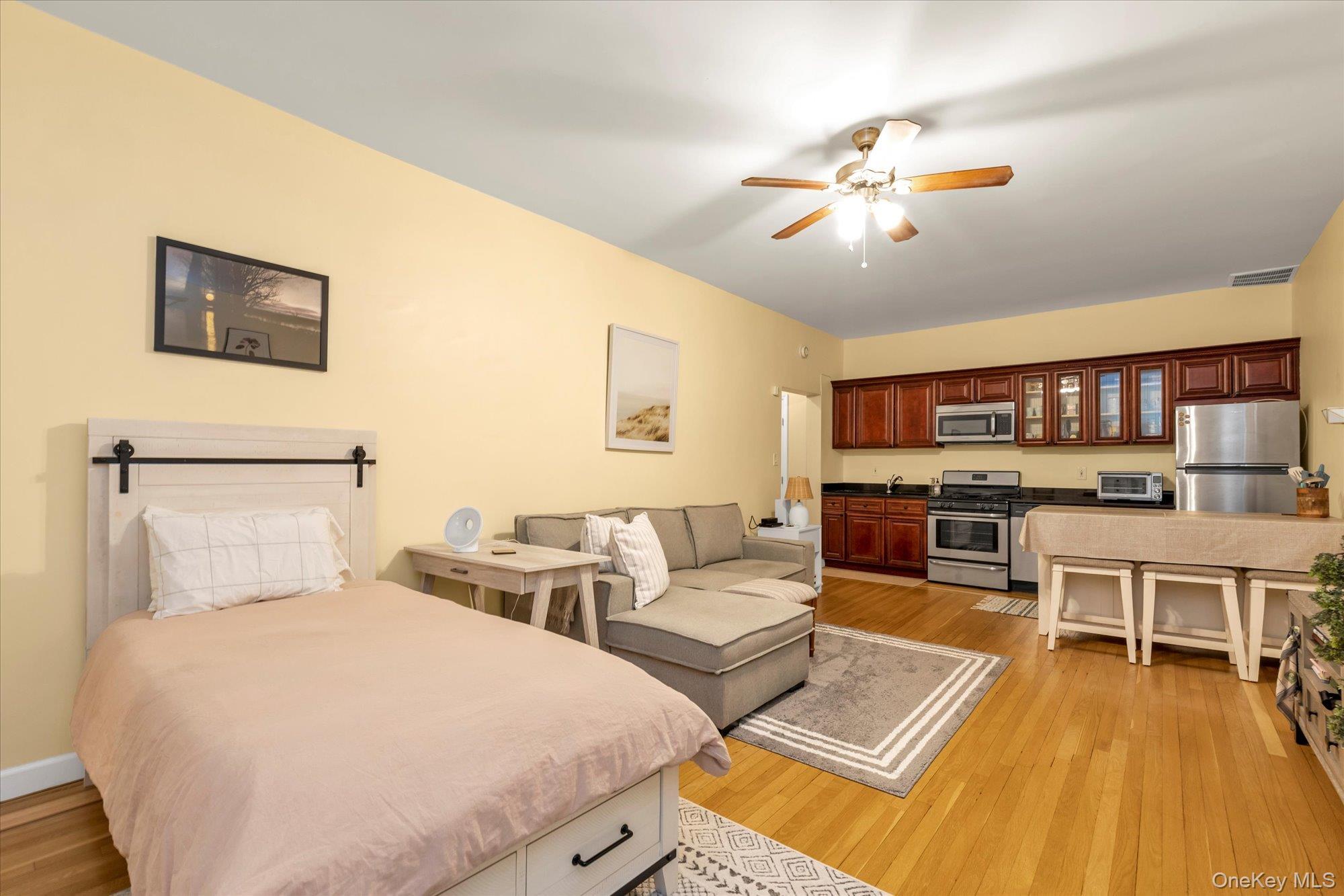 Coop Powells Cove  Queens, NY 11357, MLS-931013-9