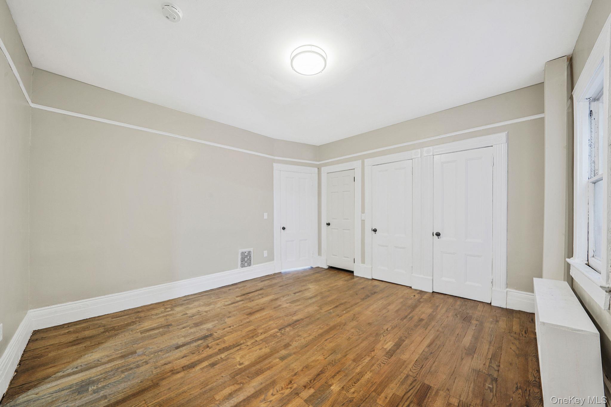Single Family Hawthorne Avenue Westchester County, NY 10701, MLS-931038-23