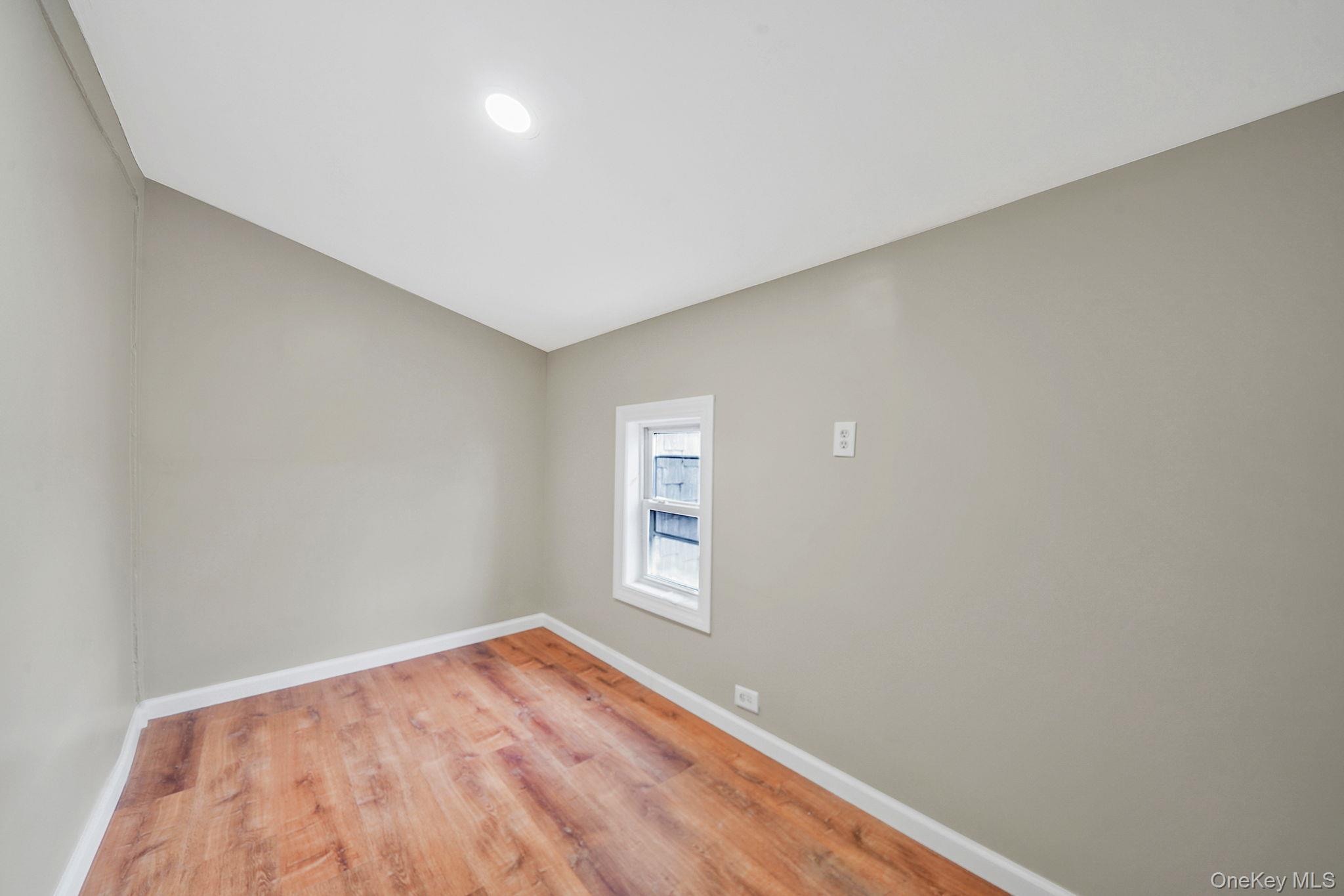 Single Family Hawthorne Avenue Westchester County, NY 10701, MLS-931038-24