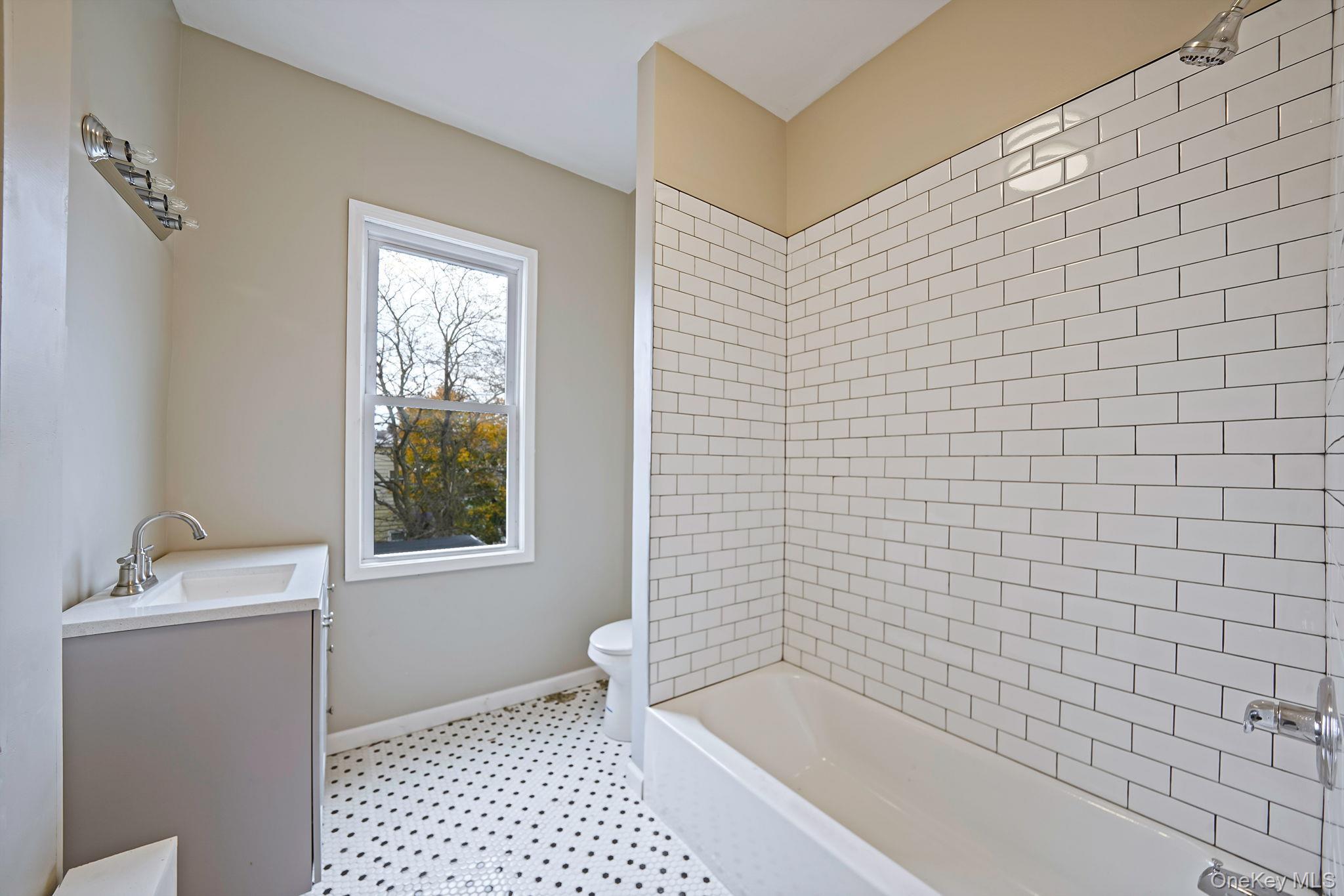 Single Family Hawthorne Avenue Westchester County, NY 10701, MLS-931038-26