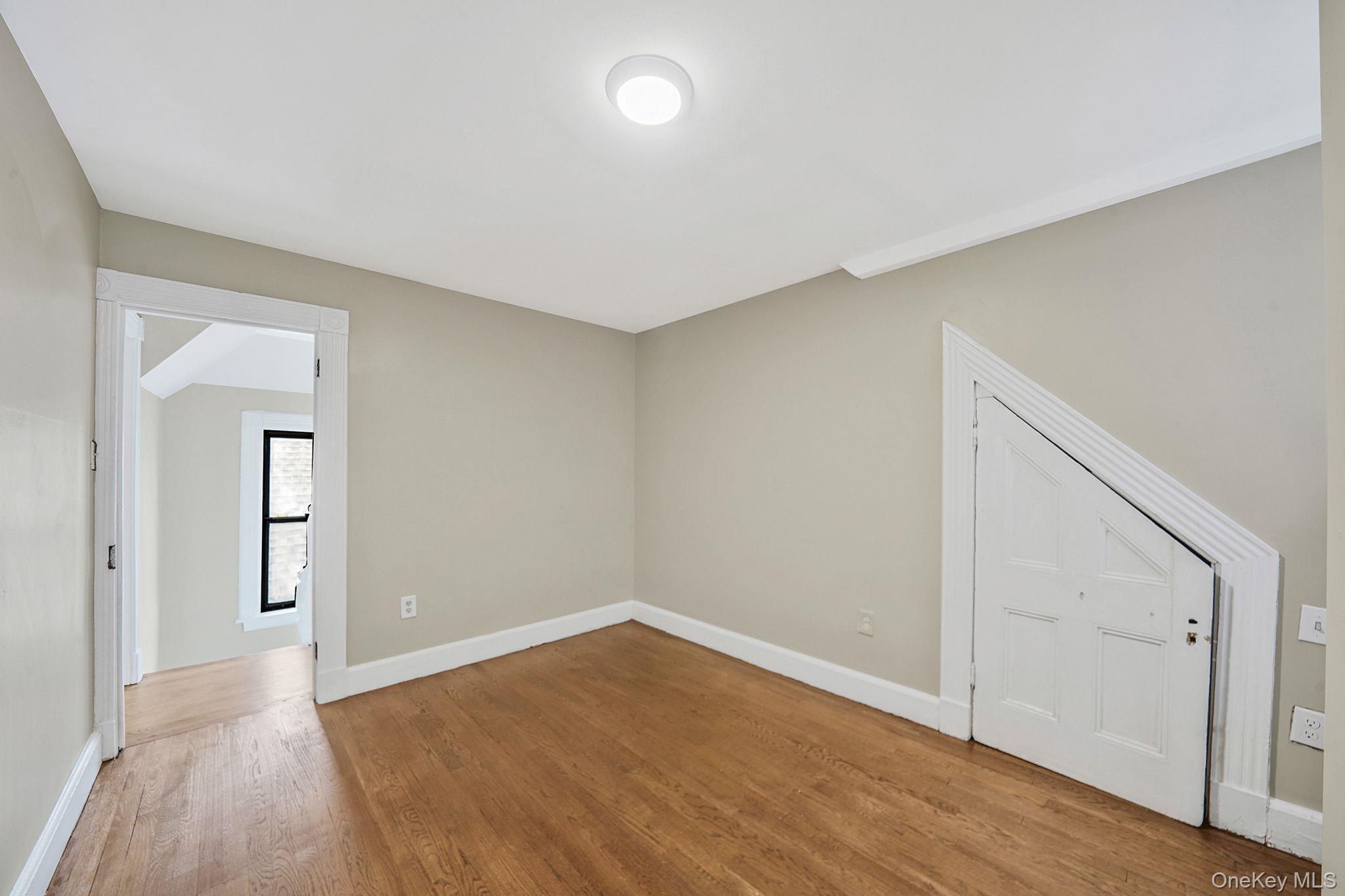 Single Family Hawthorne Avenue Westchester County, NY 10701, MLS-931038-30