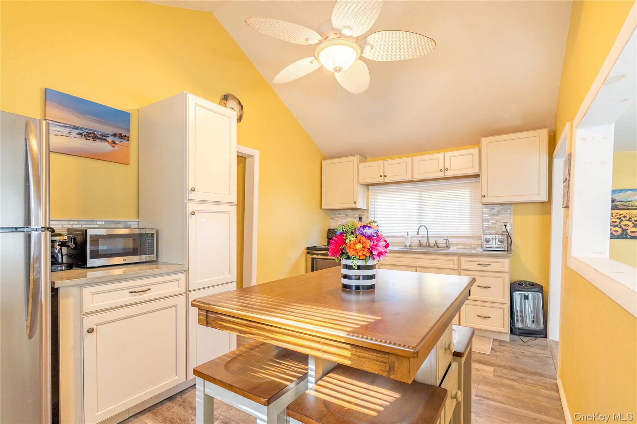 Single Family Schooner  Suffolk County, NY 11933, MLS-931046-8