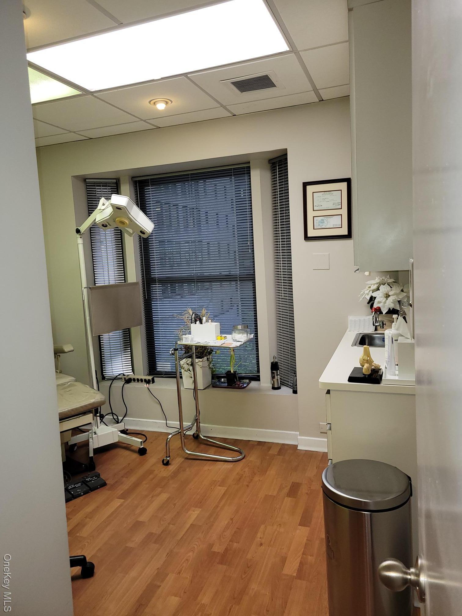 Condo Madison  Manhattan, NY 10016, MLS-931049-11