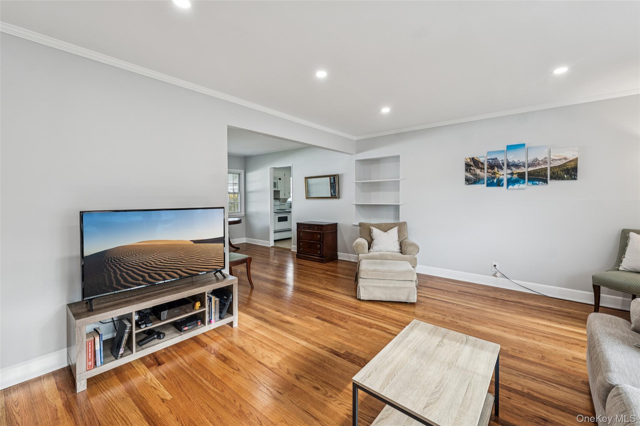 Single Family Barbara  Nassau County, NY 11554, MLS-931052-6