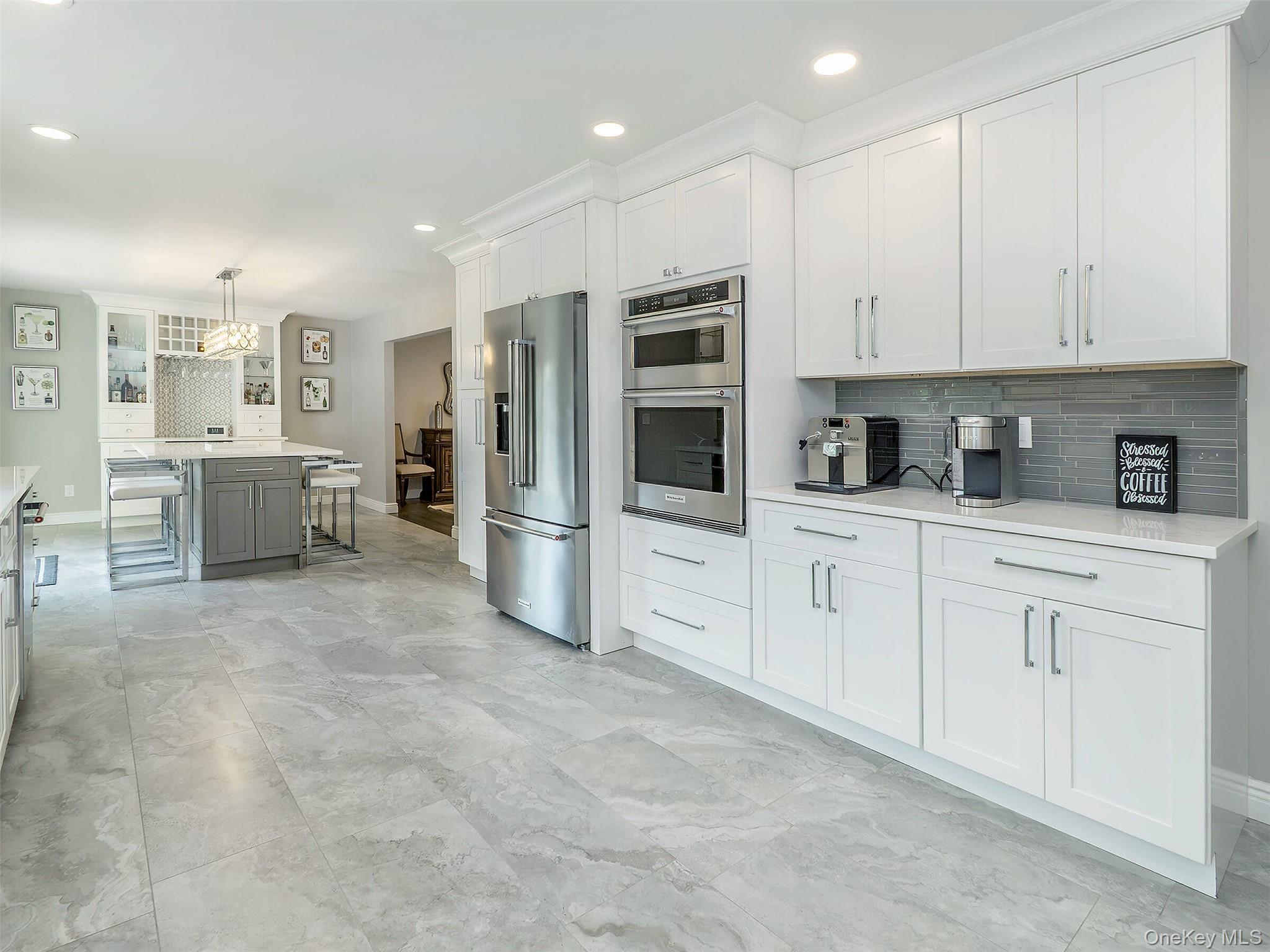 Single Family Maple  Nassau County, NY 11547, MLS-931076-17