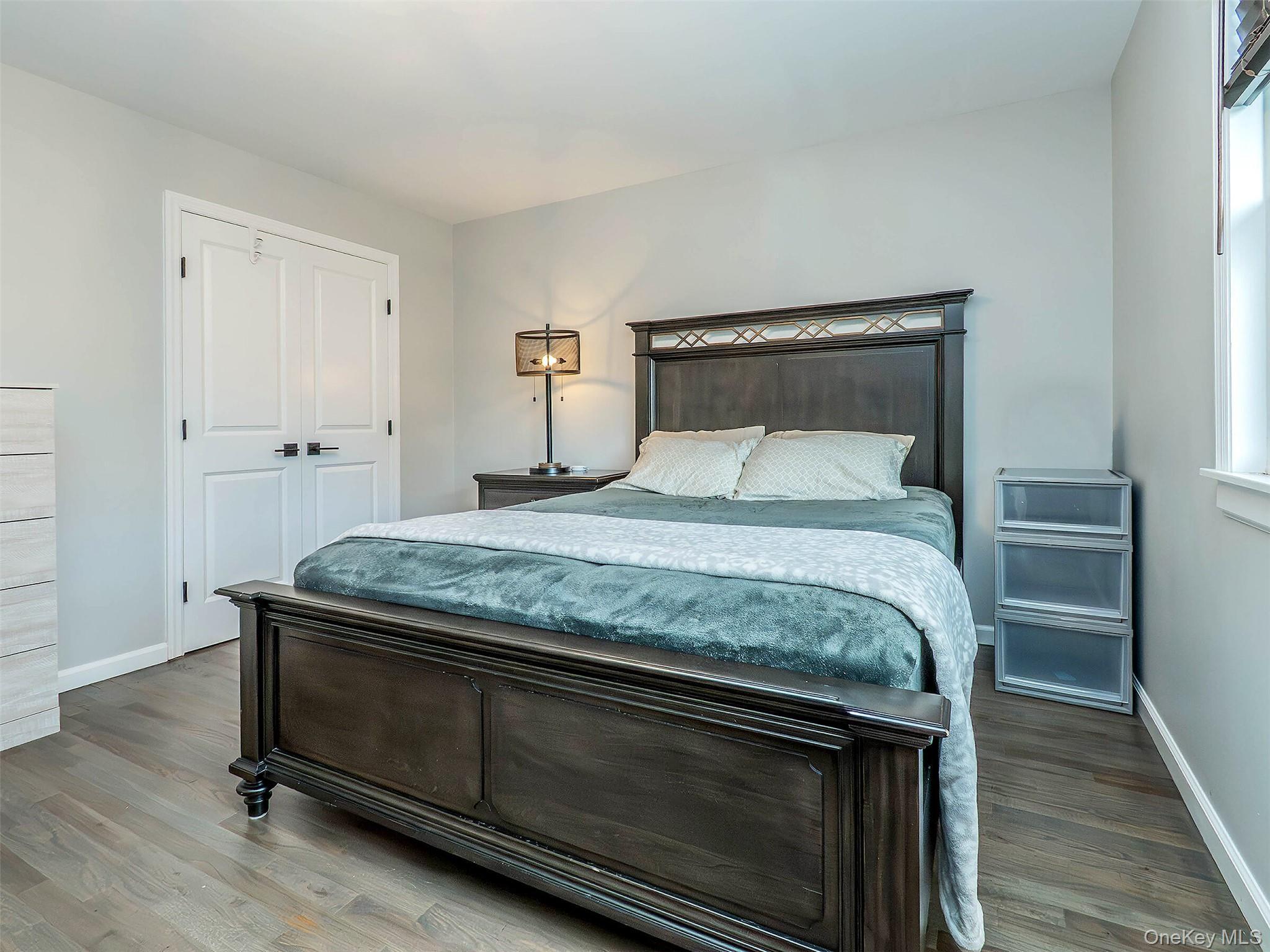 Single Family Maple  Nassau County, NY 11547, MLS-931076-24