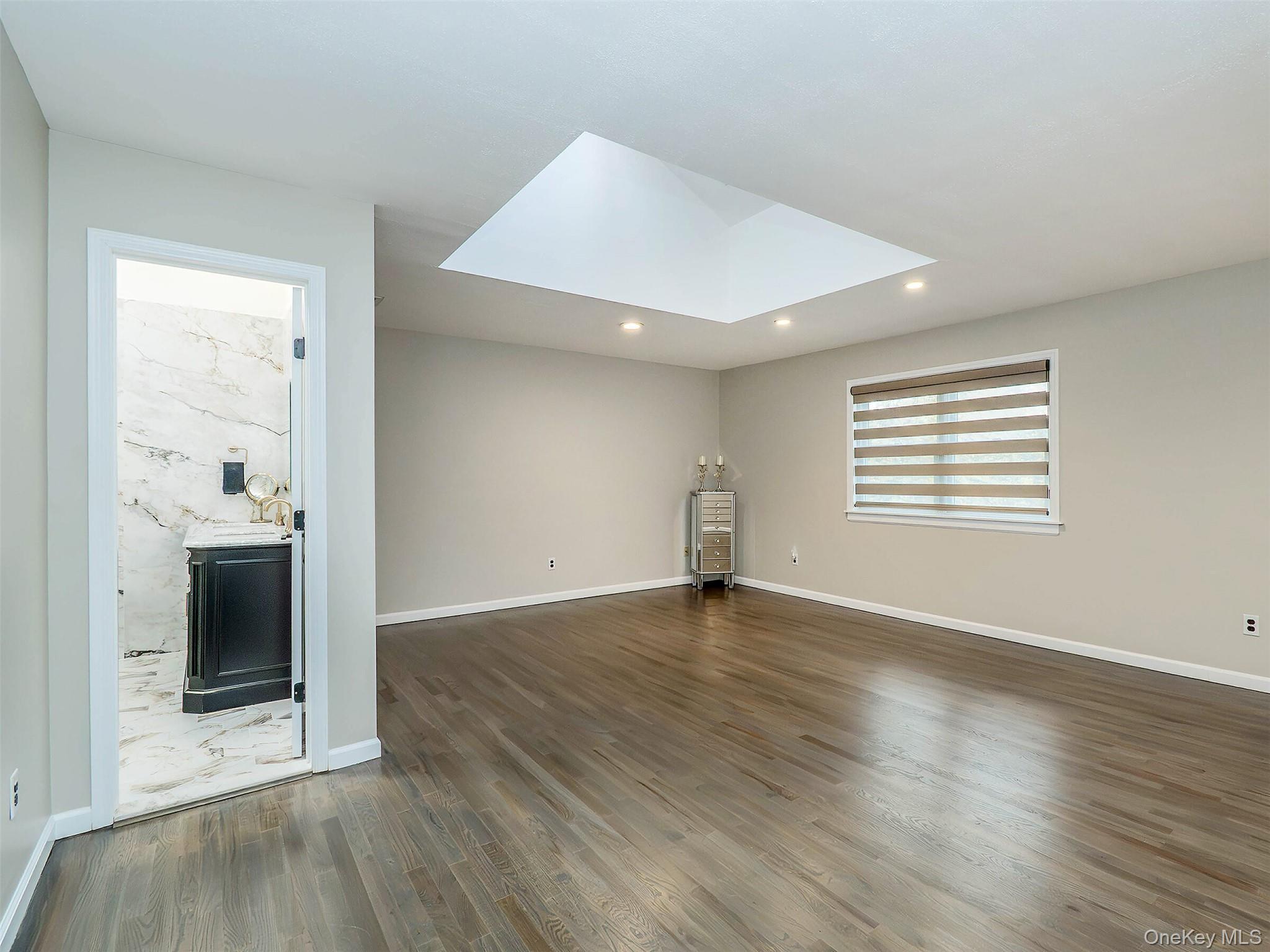 Single Family Maple  Nassau County, NY 11547, MLS-931076-30