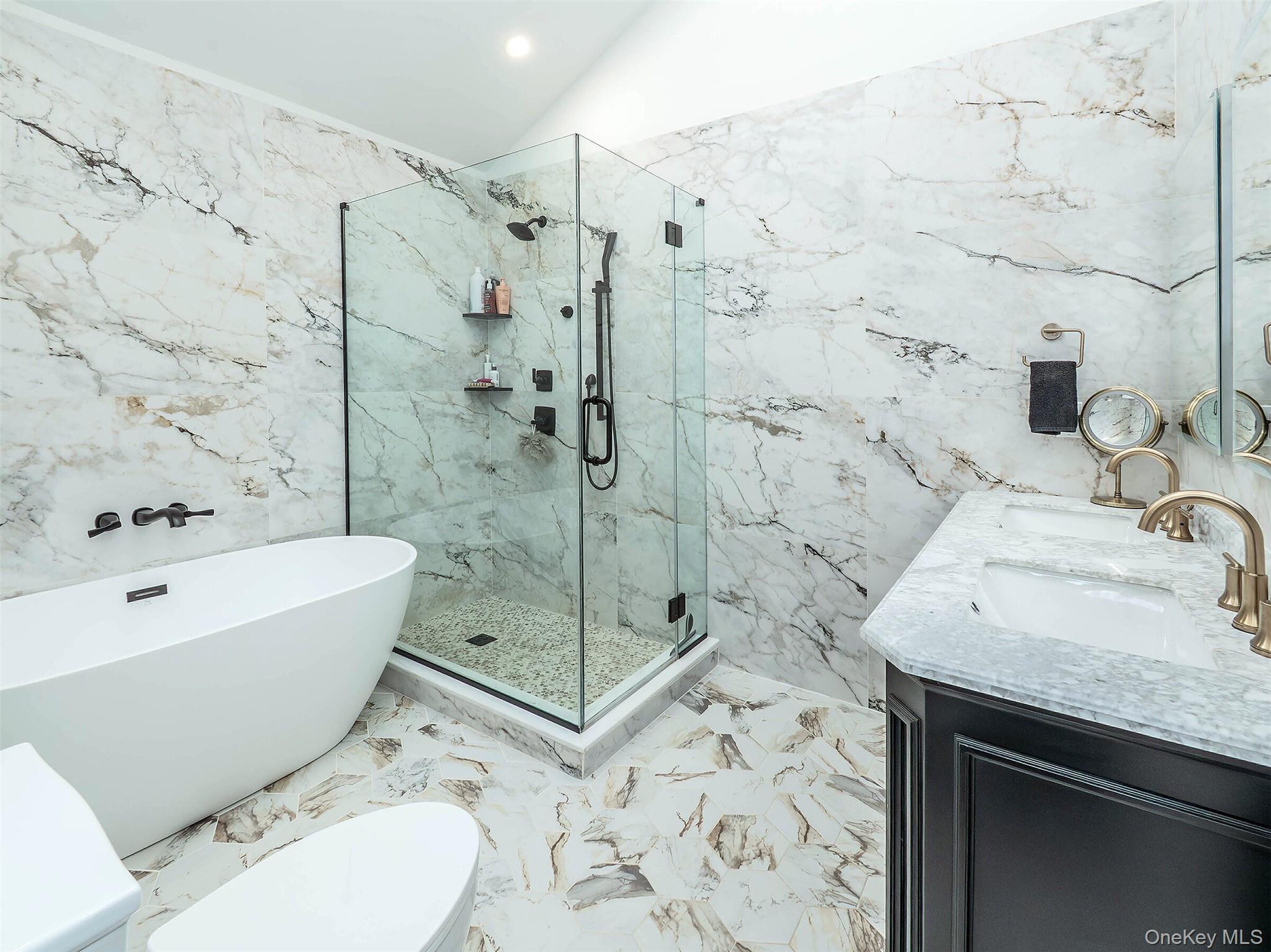 Single Family Maple  Nassau County, NY 11547, MLS-931076-31