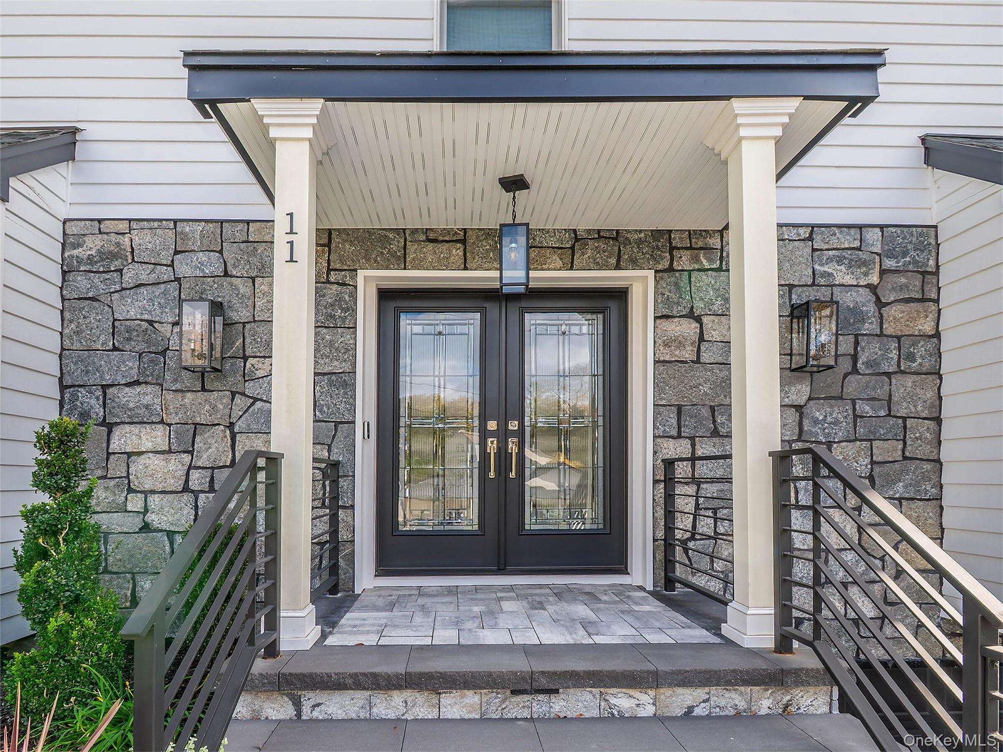 Single Family Maple  Nassau County, NY 11547, MLS-931076-4