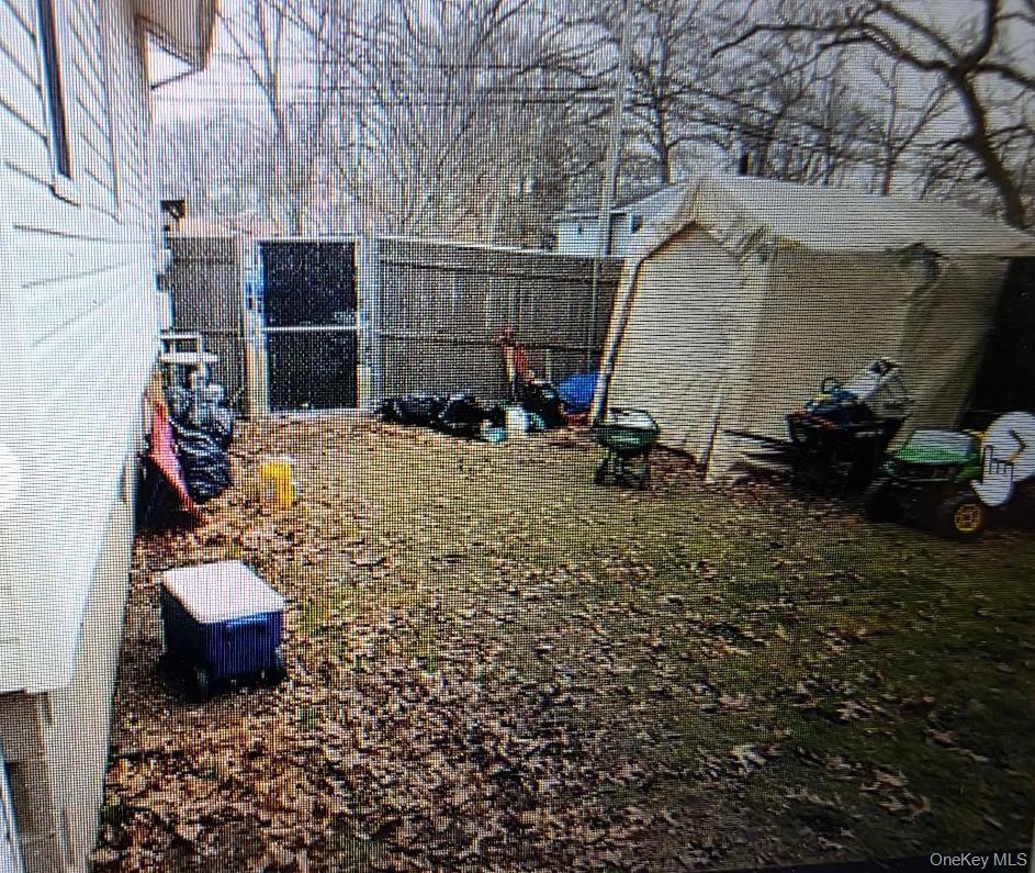 Single Family Forest  Suffolk County, NY 11779, MLS-931095-25