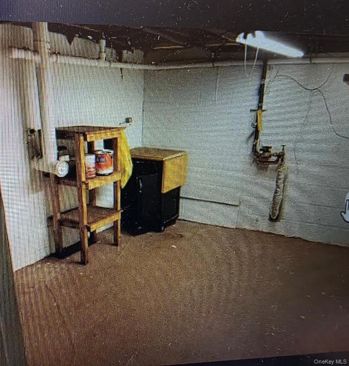 Single Family Forest  Suffolk County, NY 11779, MLS-931095-30